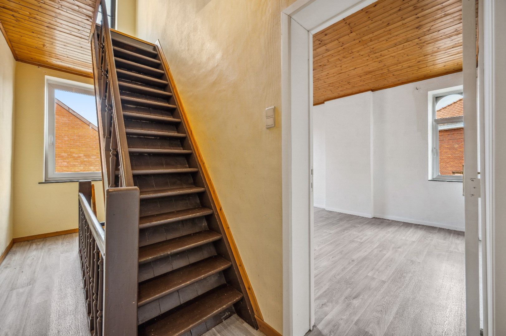 2 vergunde appartementen of 1 huis pal in centrum Herk-de-Stad foto 7