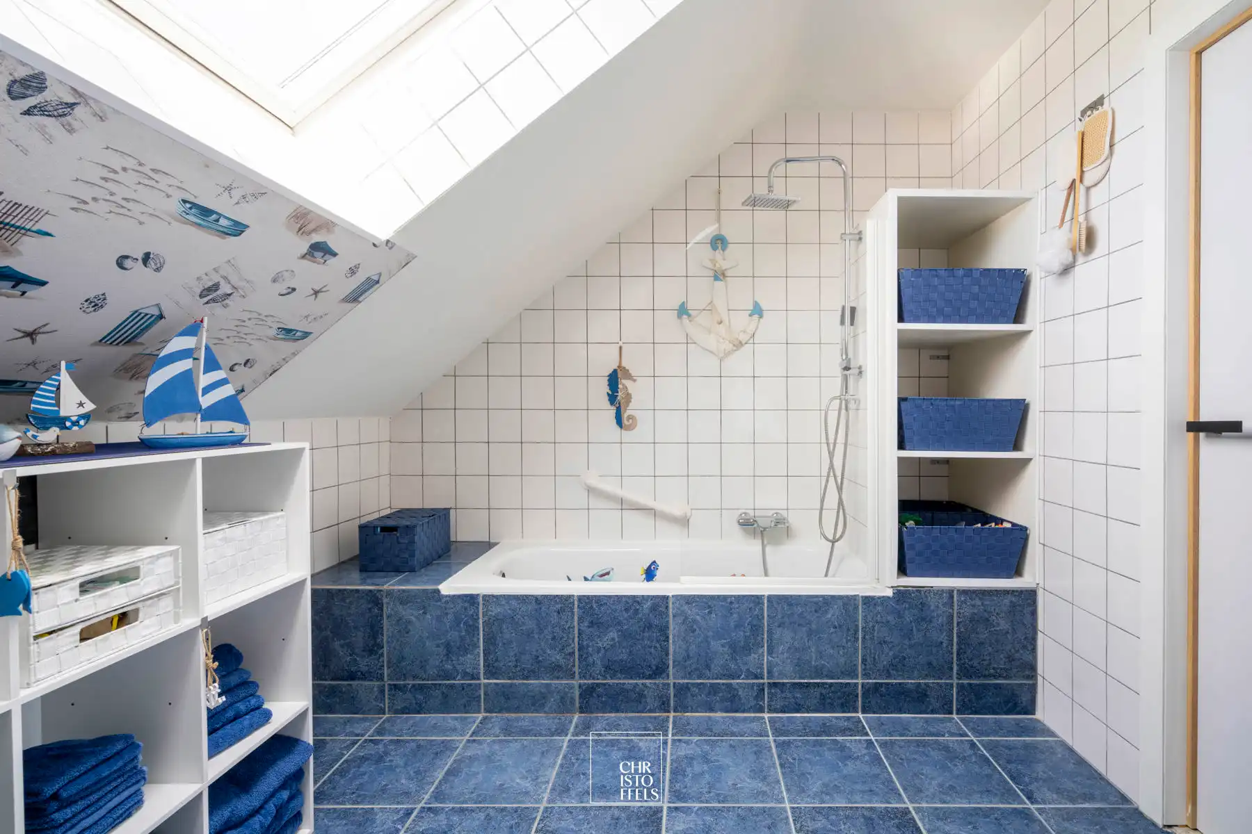 Instapklare gezinswoning (199m²) in gegeerde buurt te Lanaken!  foto 20