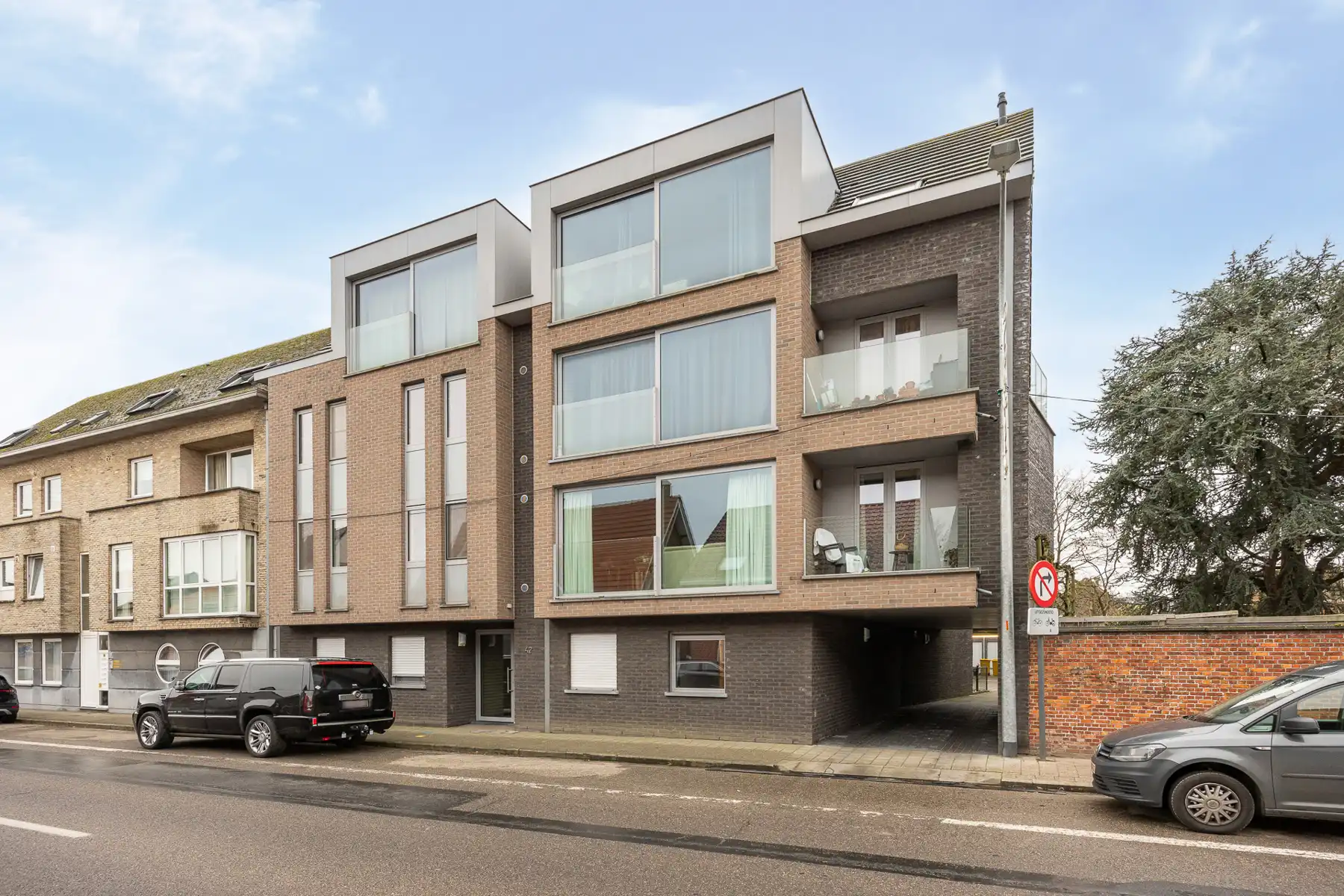 Instapklaar gelijkvloers appartement (97 m²) + parkeerplaats foto 5