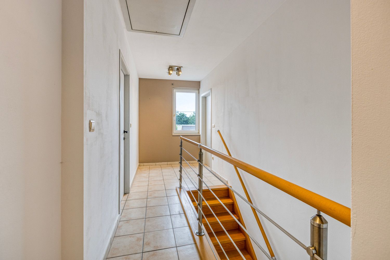 INSTAPKLARE WONING MET VERGUND MAGAZIJN OP 4A 61CA! foto 18