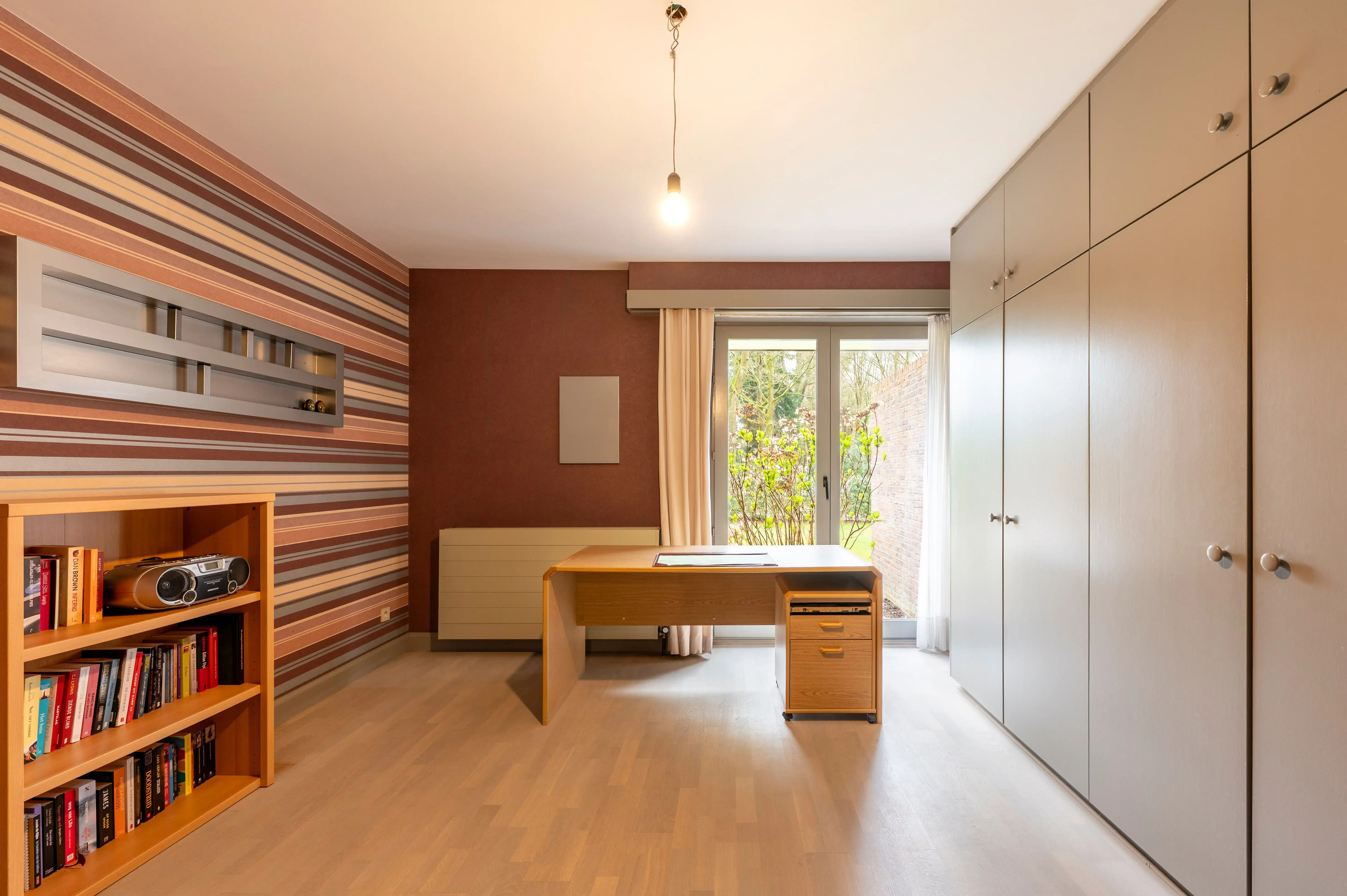 Ruime villa met praktijkruimte op toplocatie in Schotenhof. foto 17