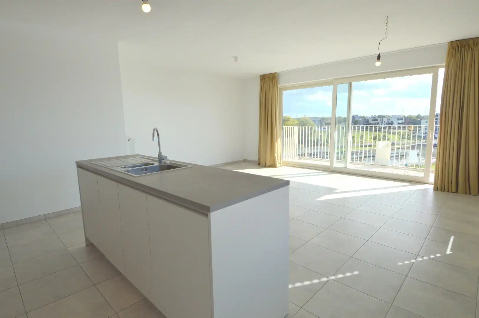 Prachtig 2-slaapkamerappartement (BJ 2021) met zicht op de Leie te koop in Harelbeke foto 6