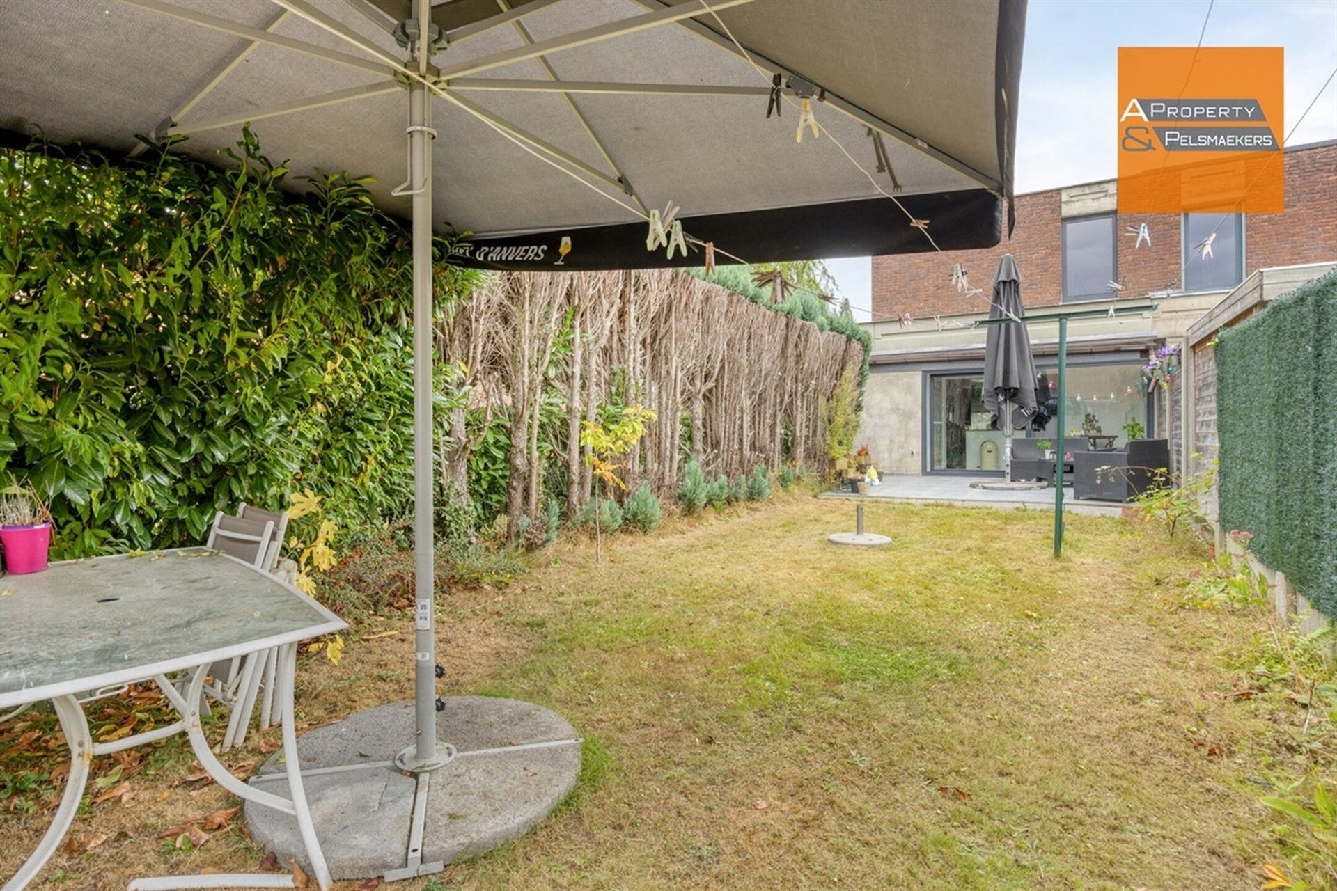Gezinswoning met 3 à 4 kamers , tuin en garage foto 12
