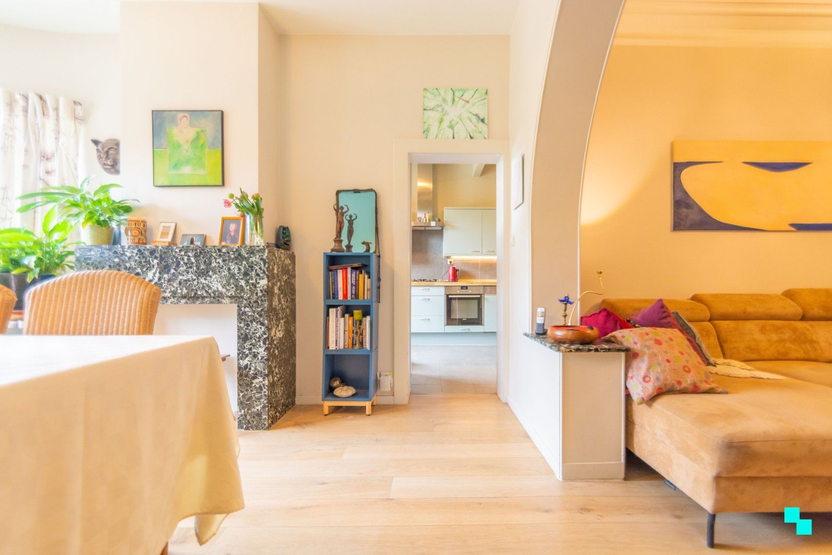 Karaktervolle woning met handelsruimte vlakbij Gent-Sint-Pieters foto 9
