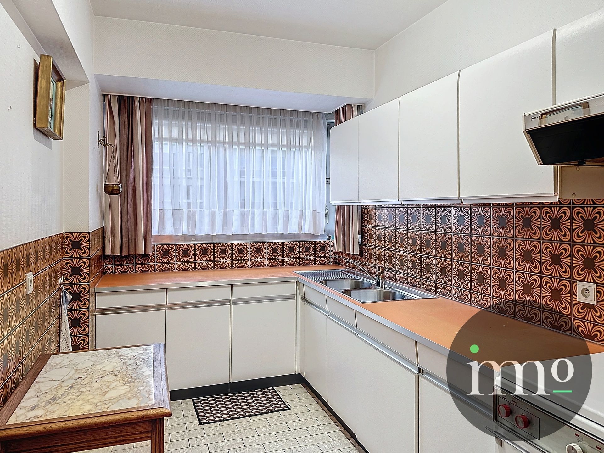 Appartement met 2 kamers en terras en staanplaats! foto 7