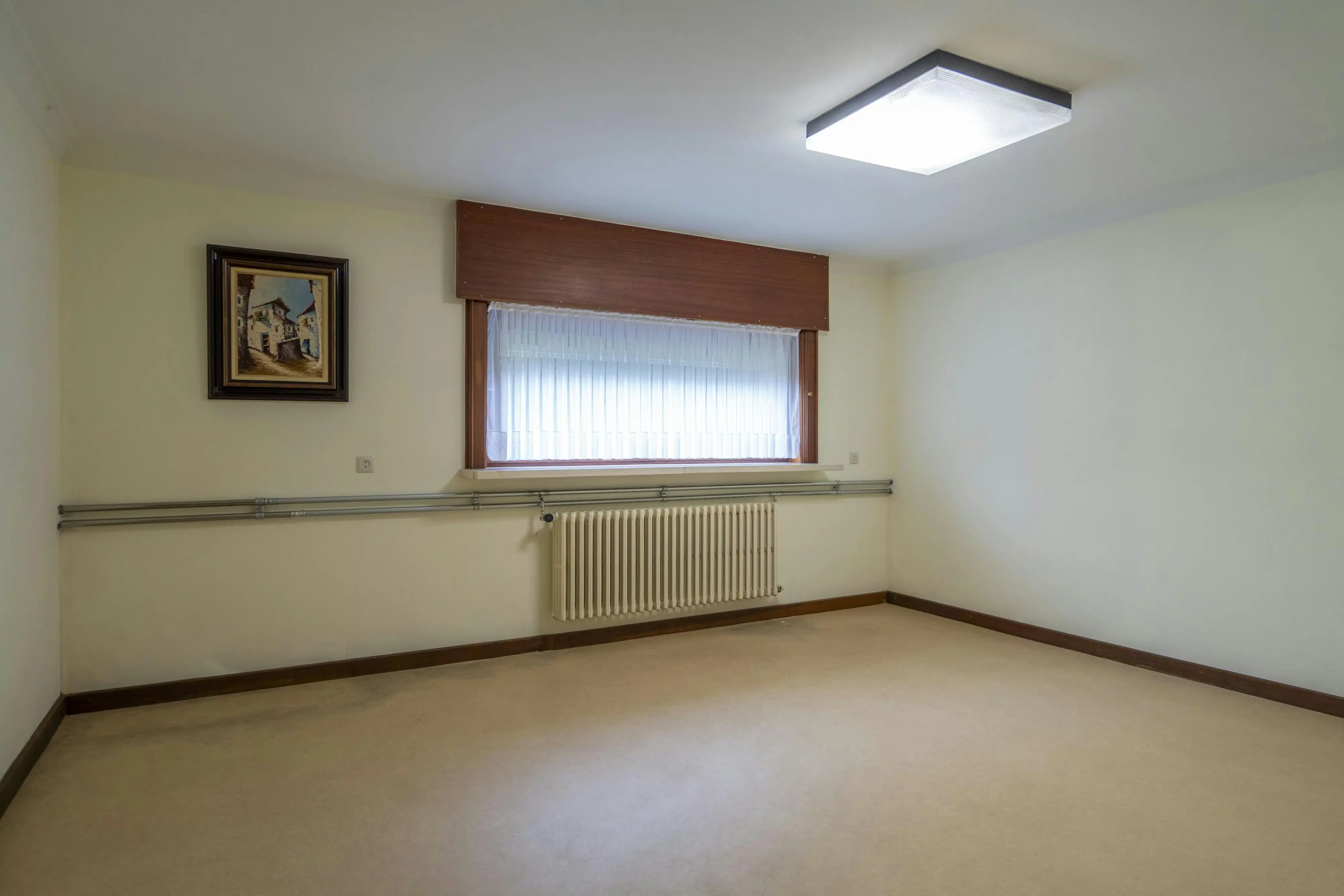 Ruim te renoveren huis te koop in Harelbeke  foto 15