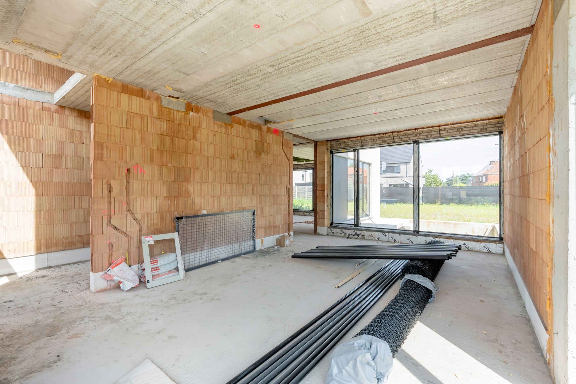 ROYALE CASCO-WONING MET EEN HEERLIJK LICHTRIJKE WOONKAMER MET OPEN KEUKEN EN AANSLUITEND DE BERGPLAATS, 3 SLAAPKAMERS (MEER MOGELIJK), EEN RUIME BADKAMER EN VOLLEDIG ONDERKELDERD MET DAGLICHT!! EEN HEERLIJK RUIM HUIS MET UNIEKE KELDERVERDIEPING, EEN LEUKE TUIN OP 6A 30CA, OP EEN GEGEERDE LOCATIE IN PELT!  foto 19