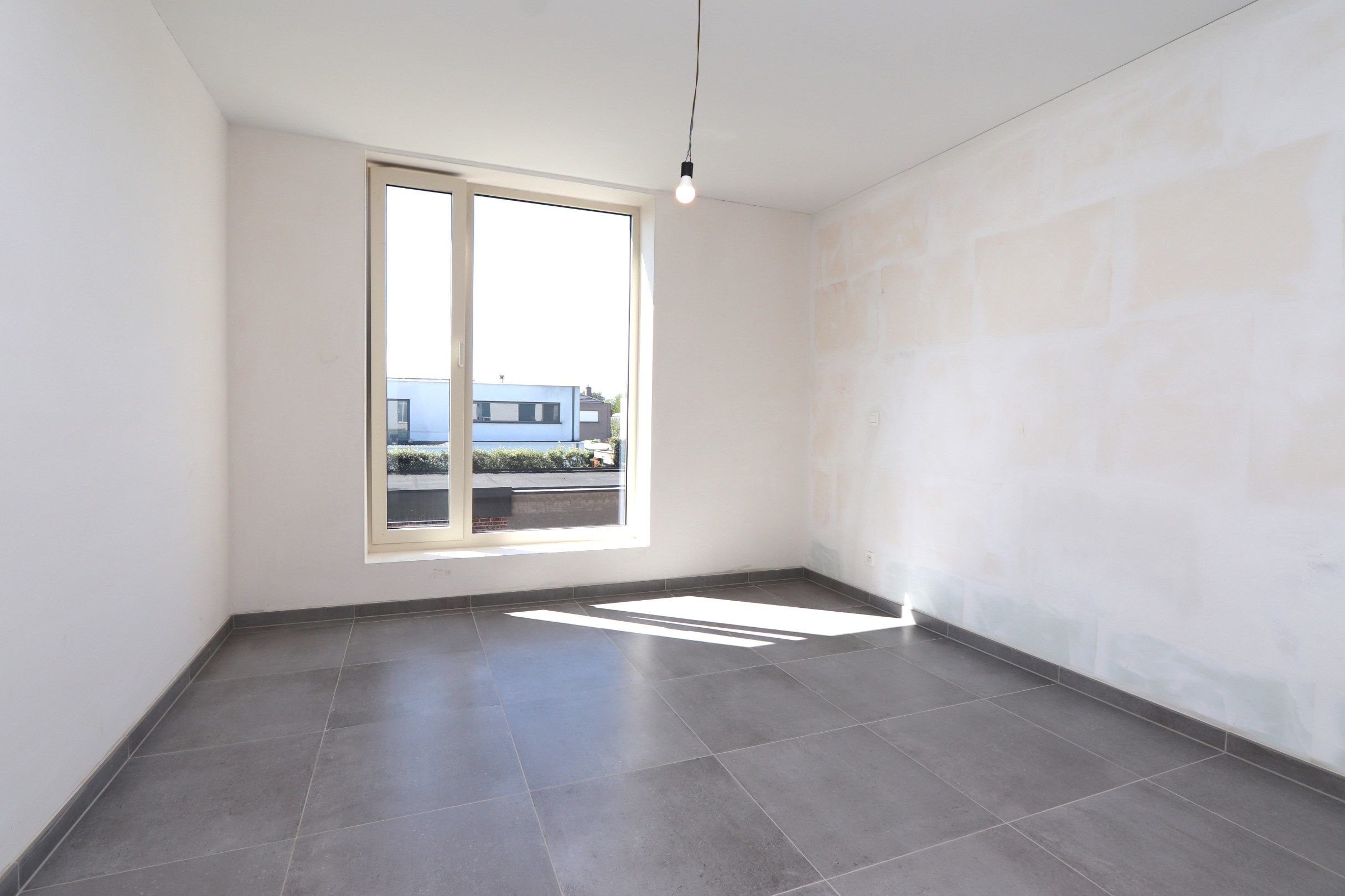 BEN-WONING MET CARPORT & 3 SLAAPKAMERS foto 11