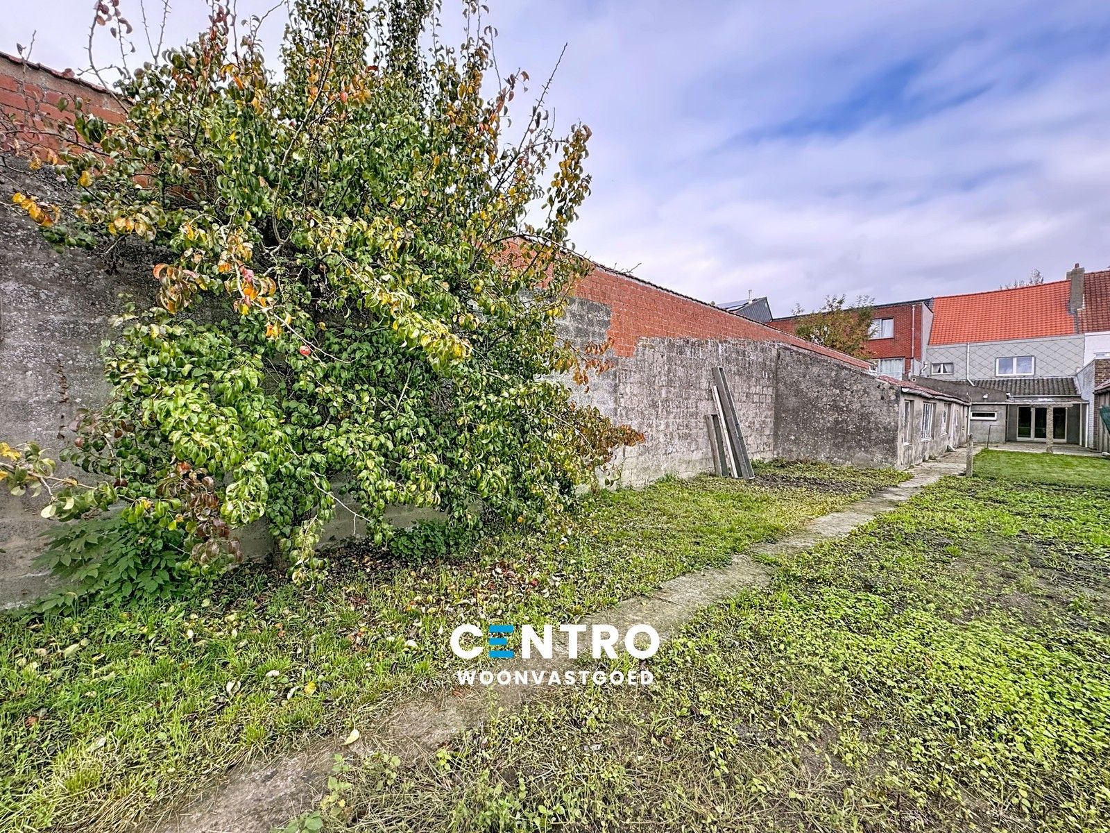 Hoofdfoto van de publicatie: Ruime woning te Lissewege op 505m2!