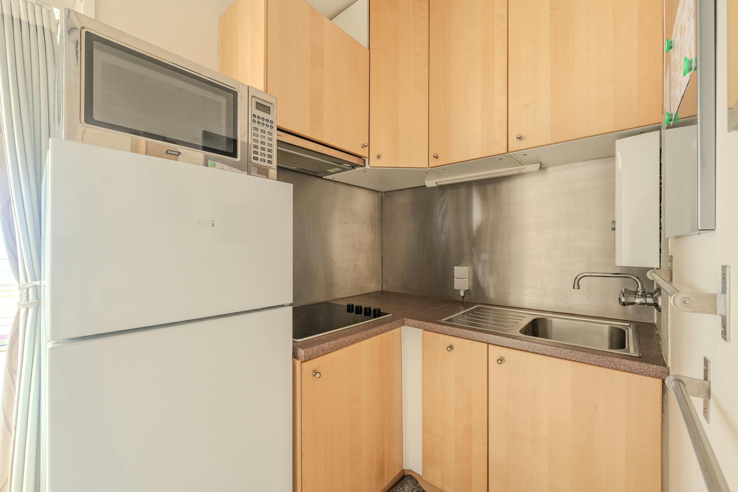 Instapklaar hoekappartement met frontaal zeezicht te koop! foto 6