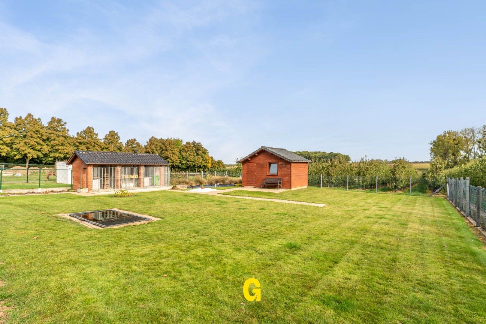 Te renoveren halfopen woning met tuin en ruime weide op 38a62ca, met prachtig verzicht op de achterliggende groene omgeving foto 24