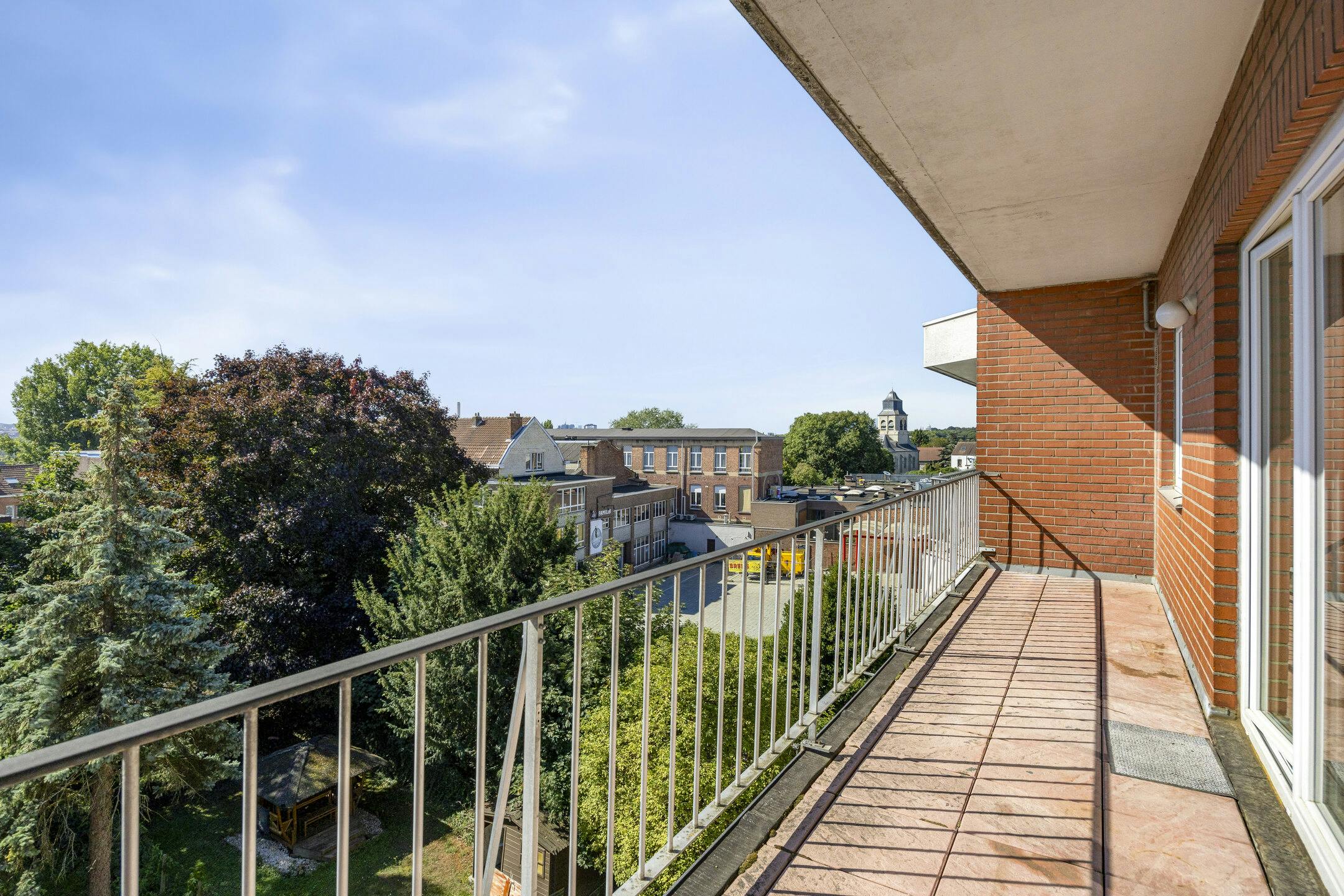 Appartement met twee slaapkamers in Neder-Over-Heembeek. foto 9