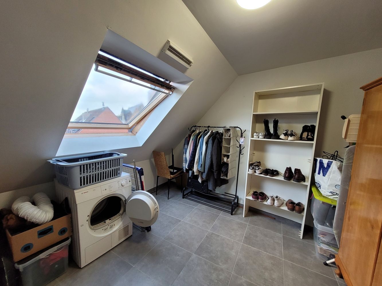 Instapklaar 3 slaapkamer duplex appartement in het hartje van Aalter foto 14