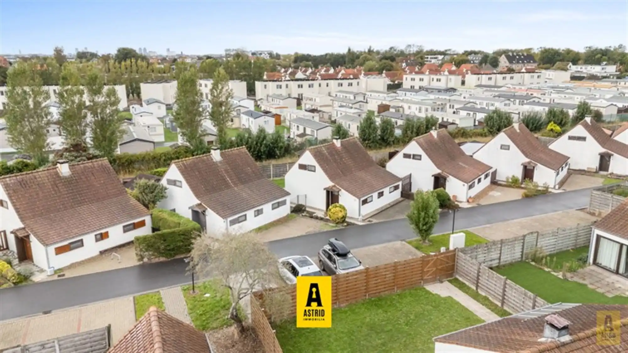 Instapklaar vakantiehuisje (3 slpks) met parkeerplaats vlakbij zee! foto 25