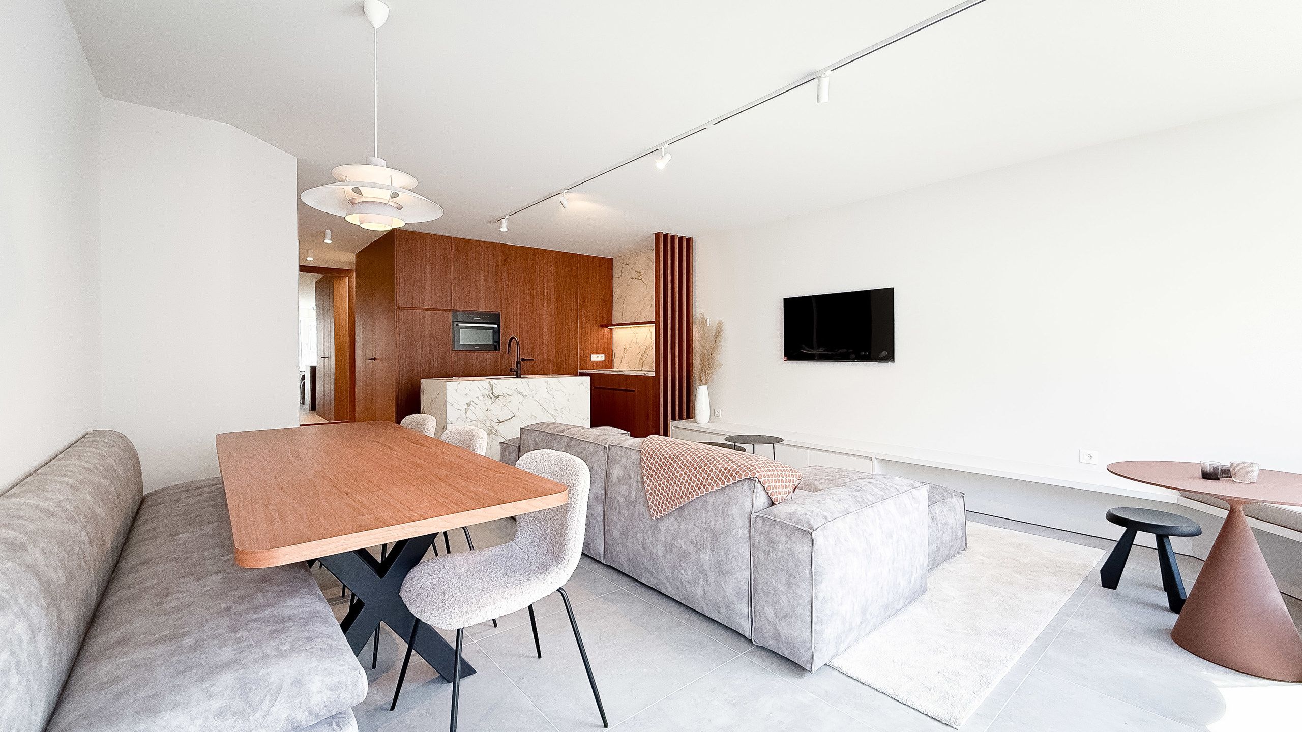 Appartement met ZEEZICHT, vlakbij het Driehoeksplein... foto {{pictureIndex}}
