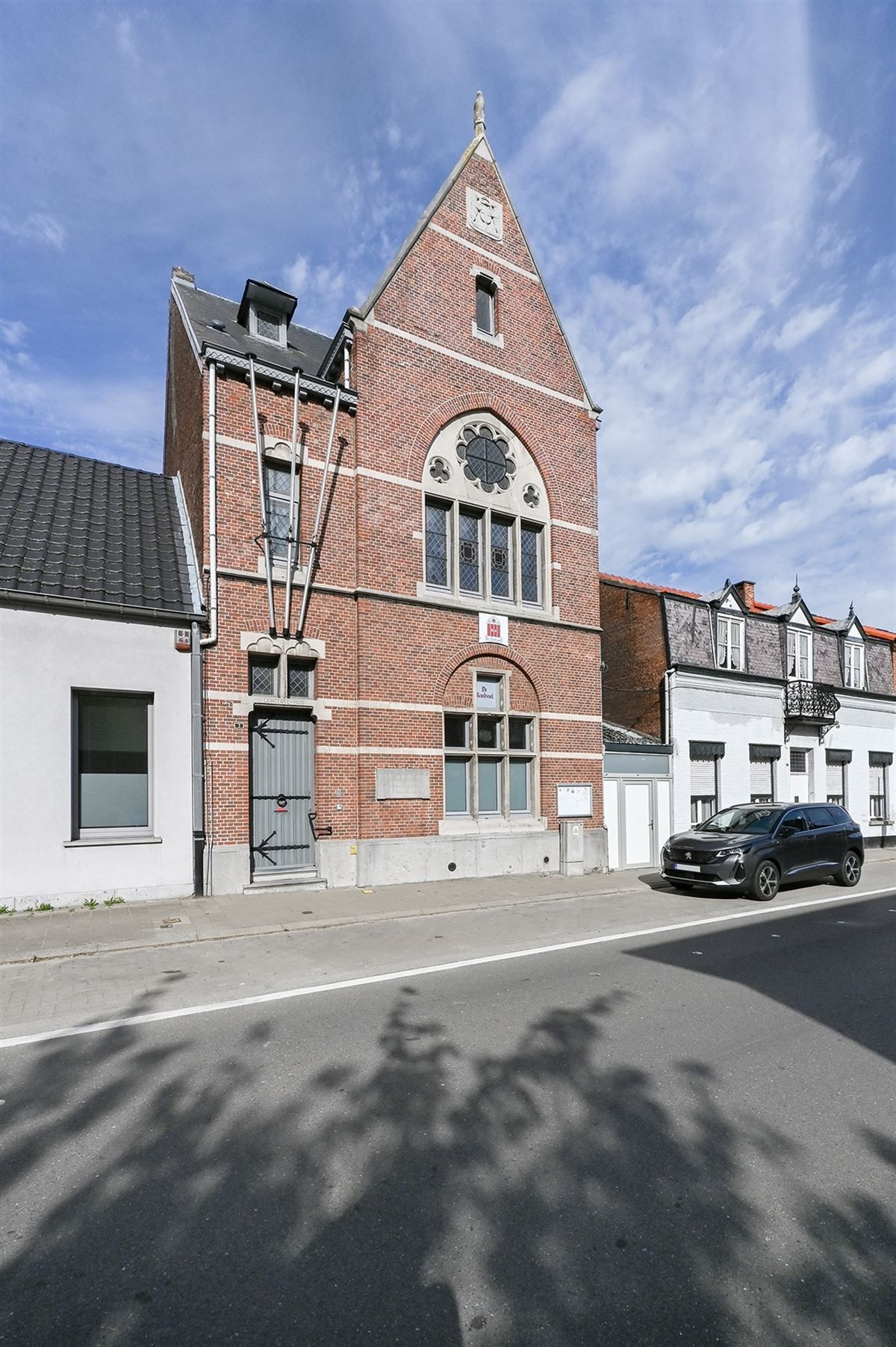 Autenthiek gerenoveerd oud gemeentehuis met tal van mogelijkheden foto 17