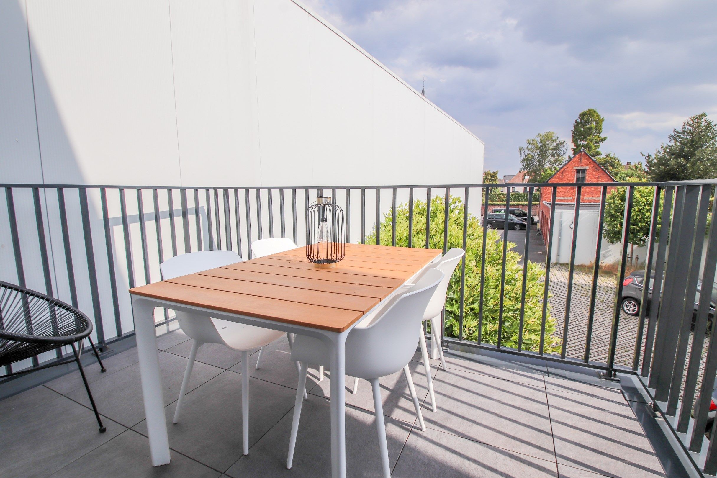 RECENT APPARTEMENT MET 2 SLAAPKAMERS EN STAANPLAATS foto 11