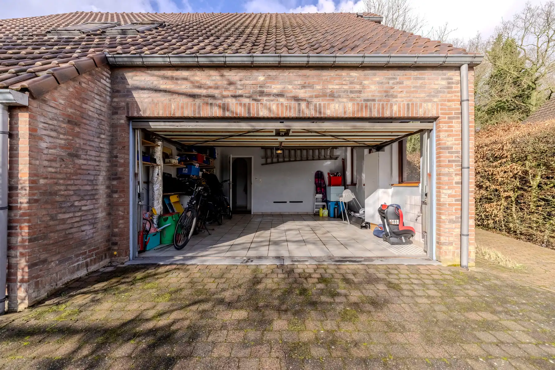 OB met 4 slpk, garage en tuin gelegen in doodlopende straat foto 21