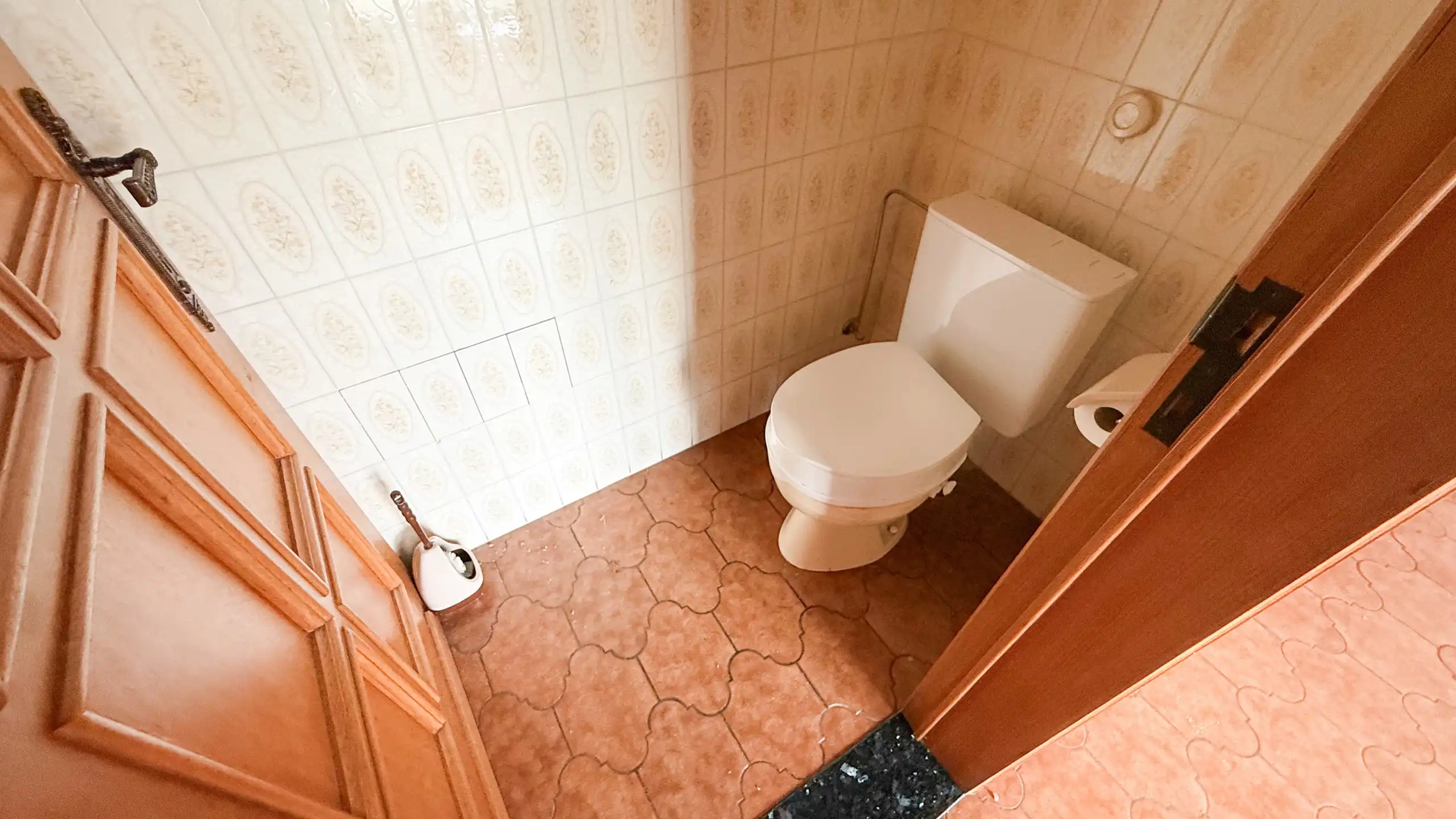 Rustig gelegen bungalow op zeer ruim perceel in Heusden! foto 11