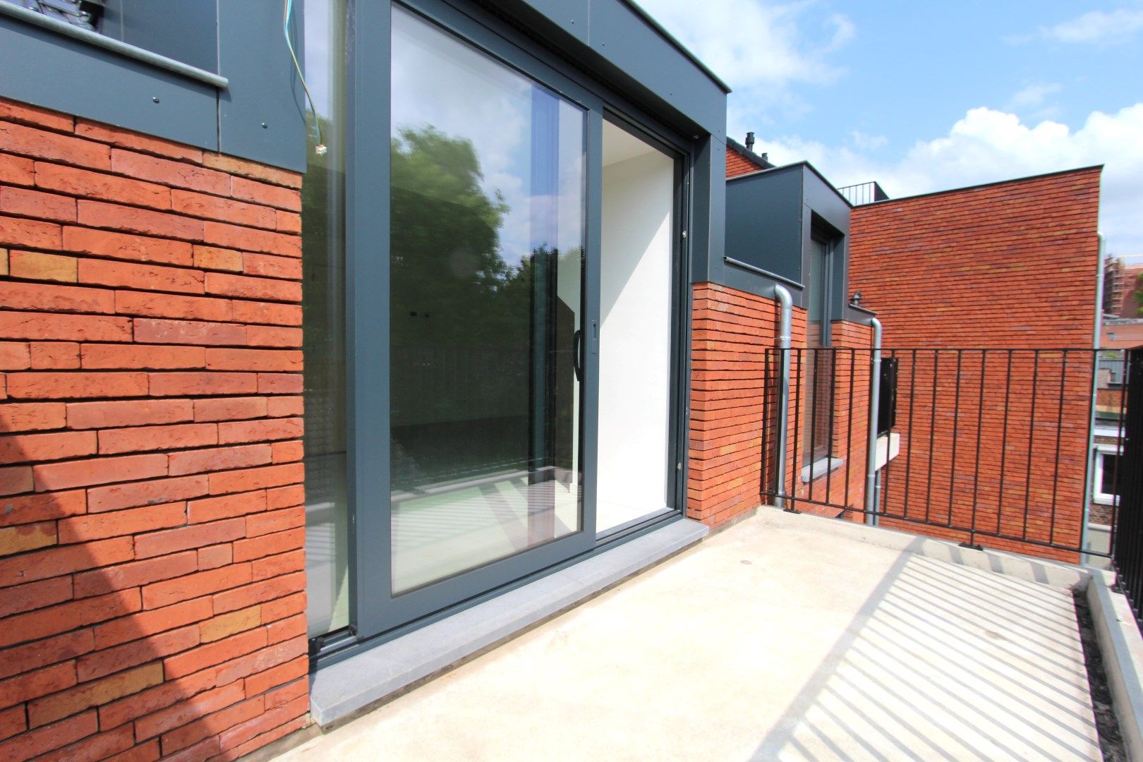MODERN DUPLEX APPARTEMENT MET TERRAS foto 4