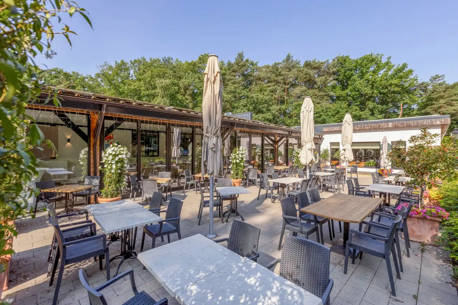 Unieke overnamekans: volledig uitgeruste binnenspeeltuin met brasserie op toplocatie in Rekem/Lanaken foto 22