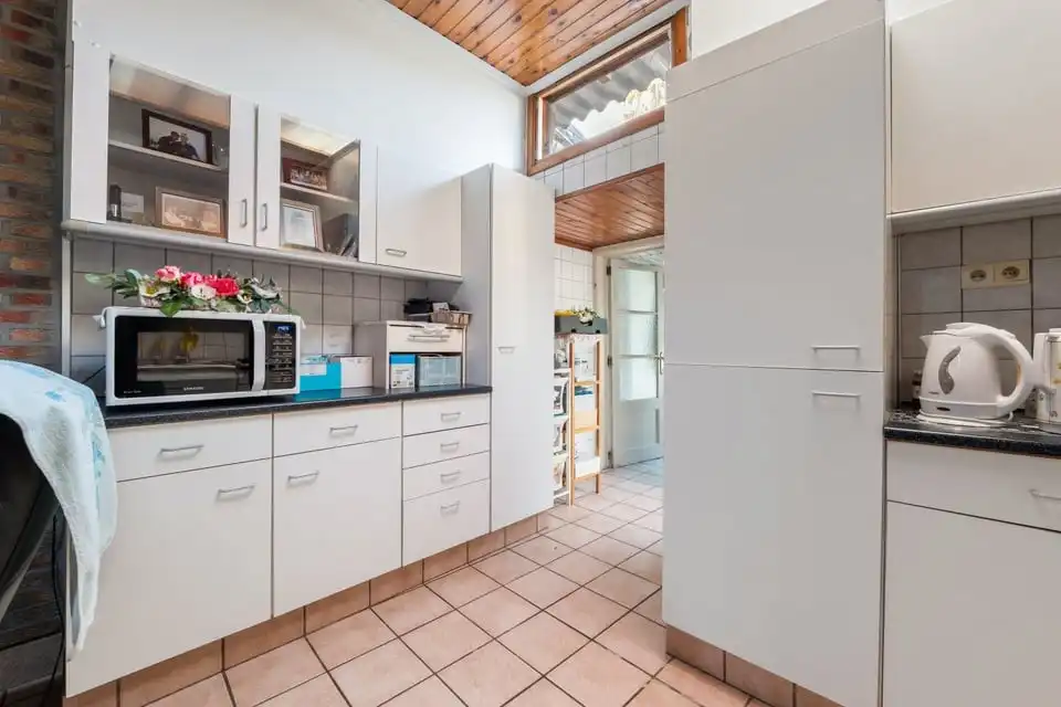 TE RENOVEREN STADSWONING VLAKBIJ HET CENTRUM VAN SINT-TRUIDEN foto 10