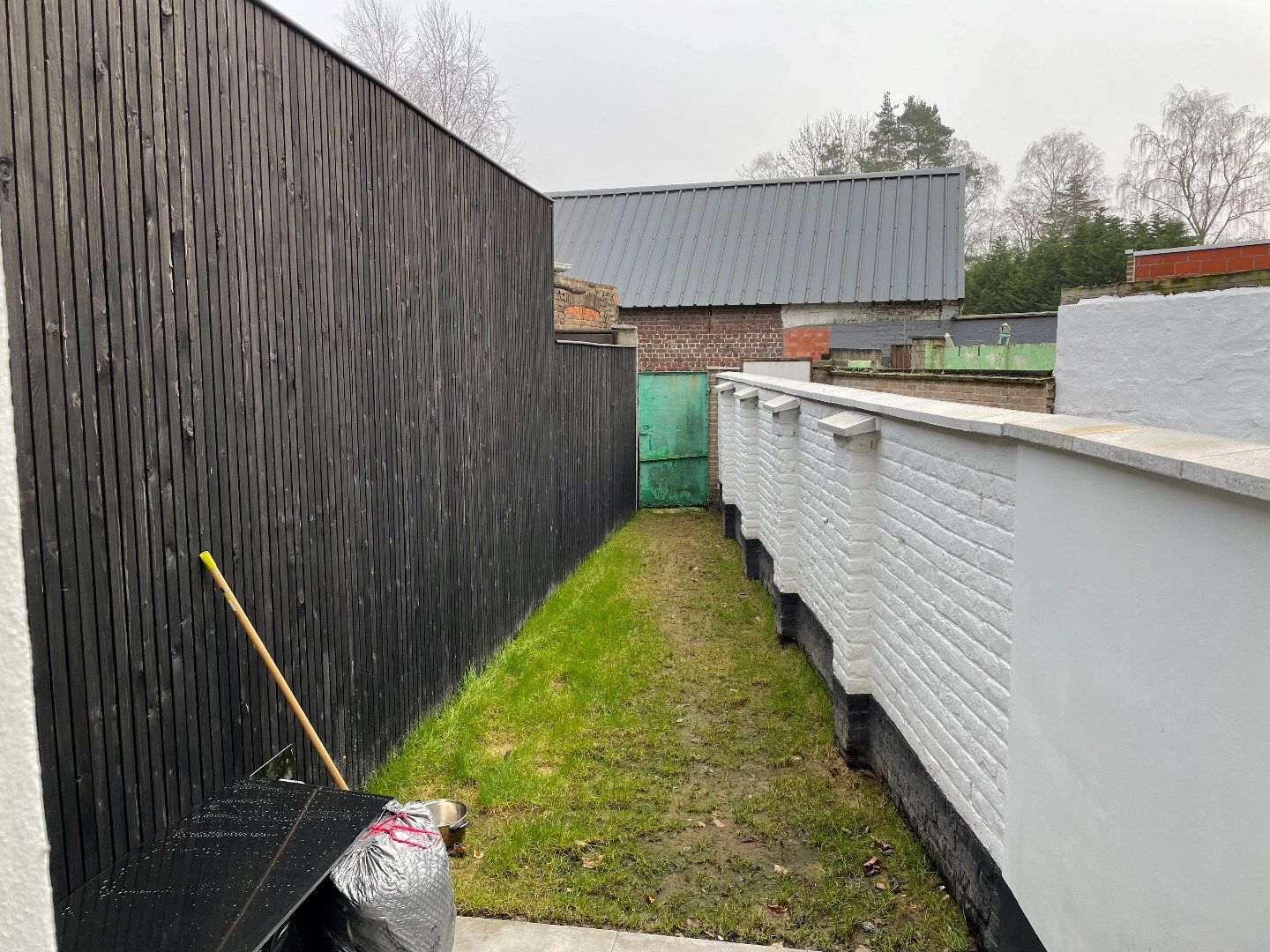 Vernieuwde, energiezuinige woning in centrum Evergem foto 6