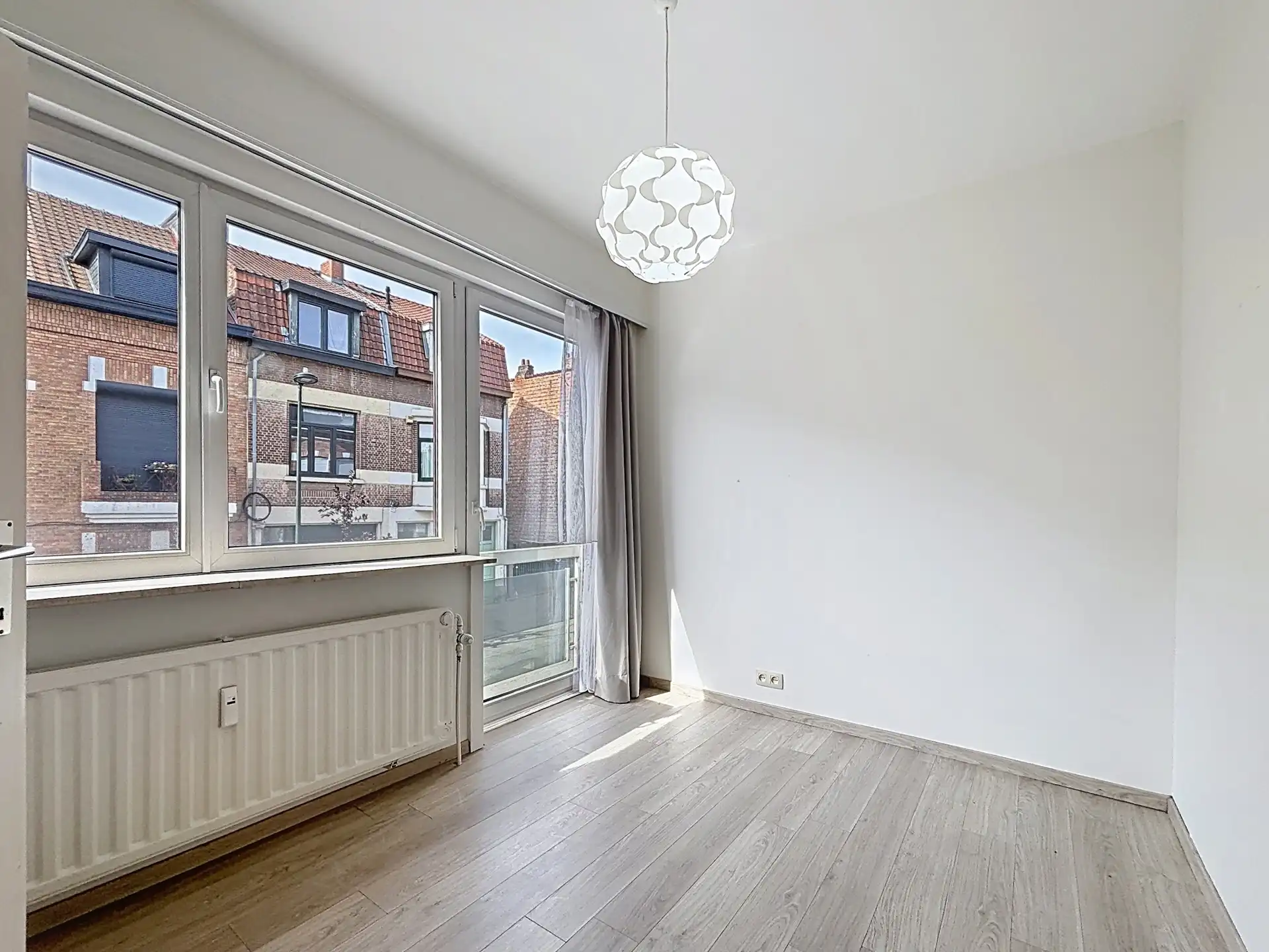 APPARTEMENT MET 1 SLPKMR + BUREAU/KINDERKAMER NABIJ DEMEY foto 10