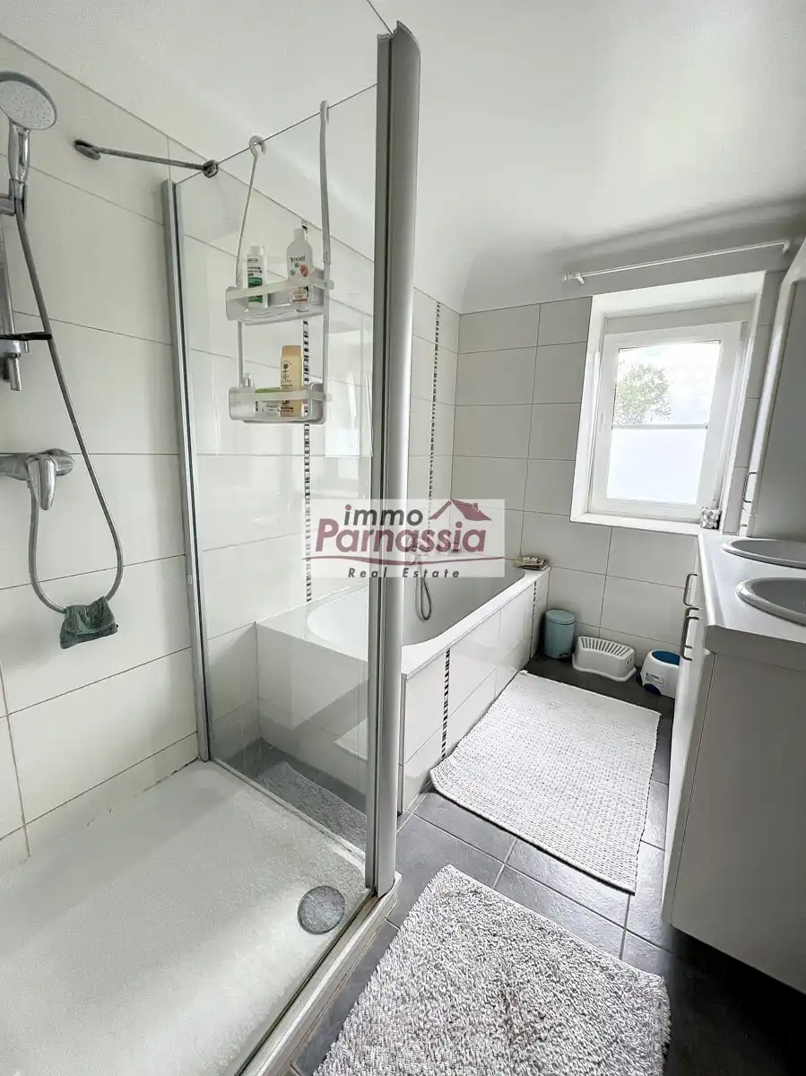 Ruime residentieel gelegen villa nabij de  BSB foto 12