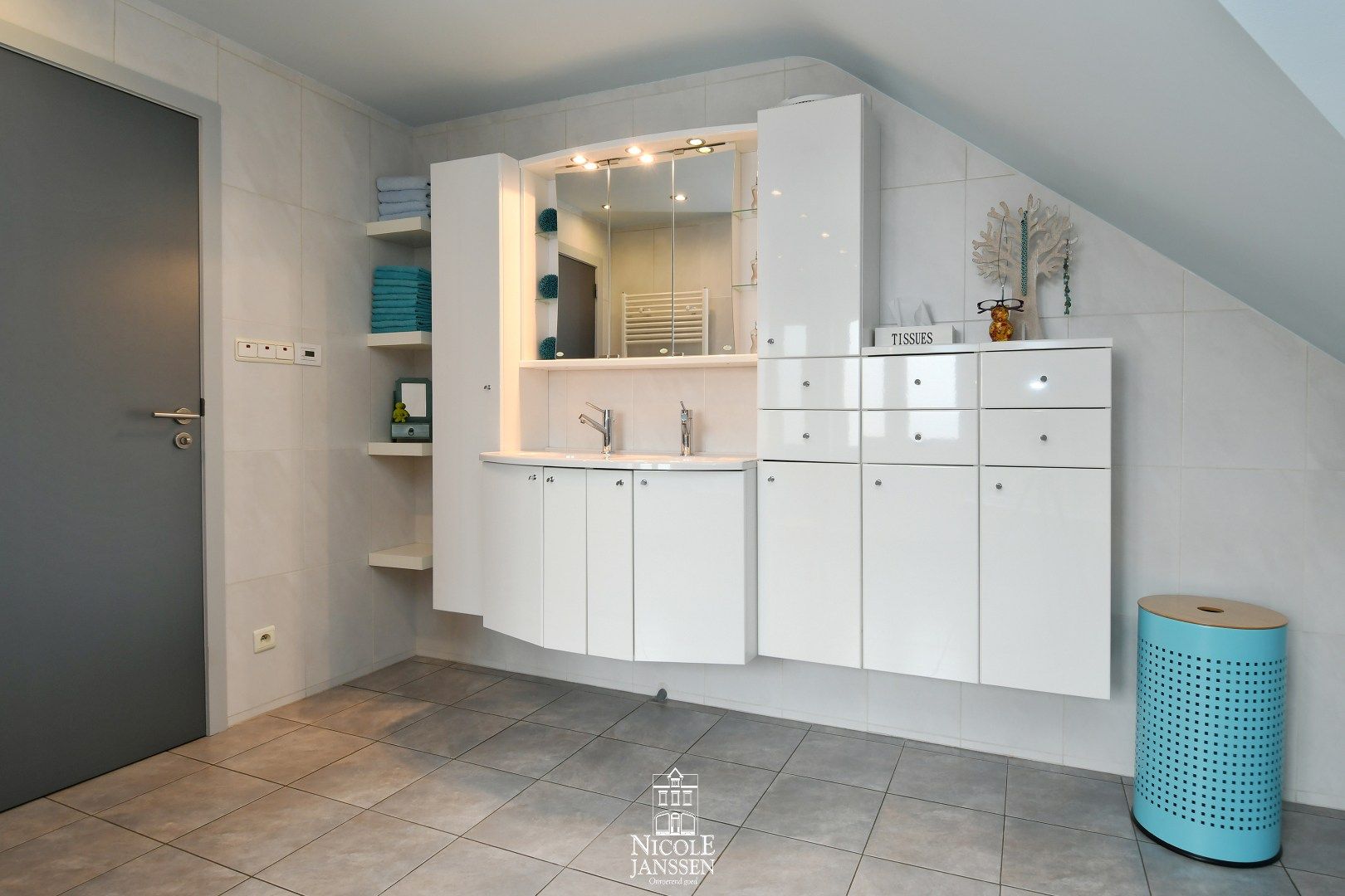 Zeer ruime gezinswoning foto 22