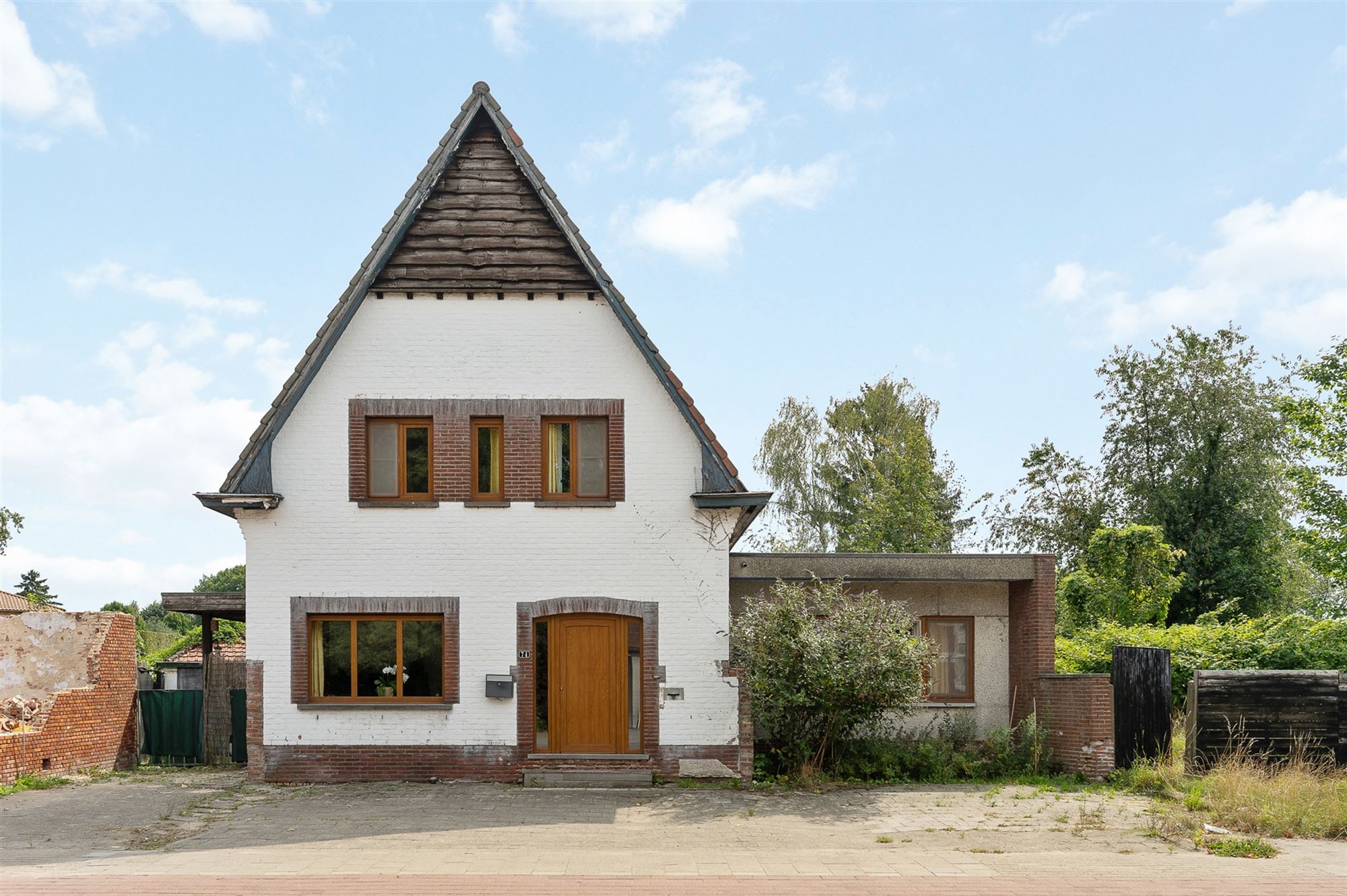 GERENOVEERDE WONING OP CENTRALE LIGGING foto 2