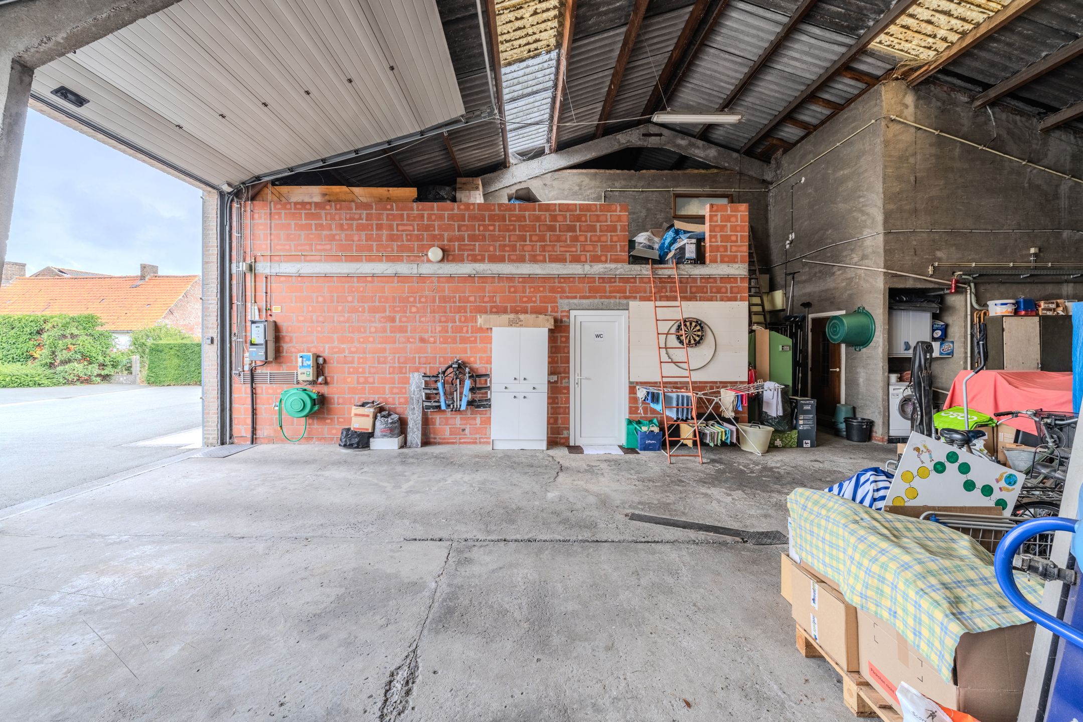 LOODS, BUREAU, WONING, OUDE HOEVE & BOUWGROND! foto 13