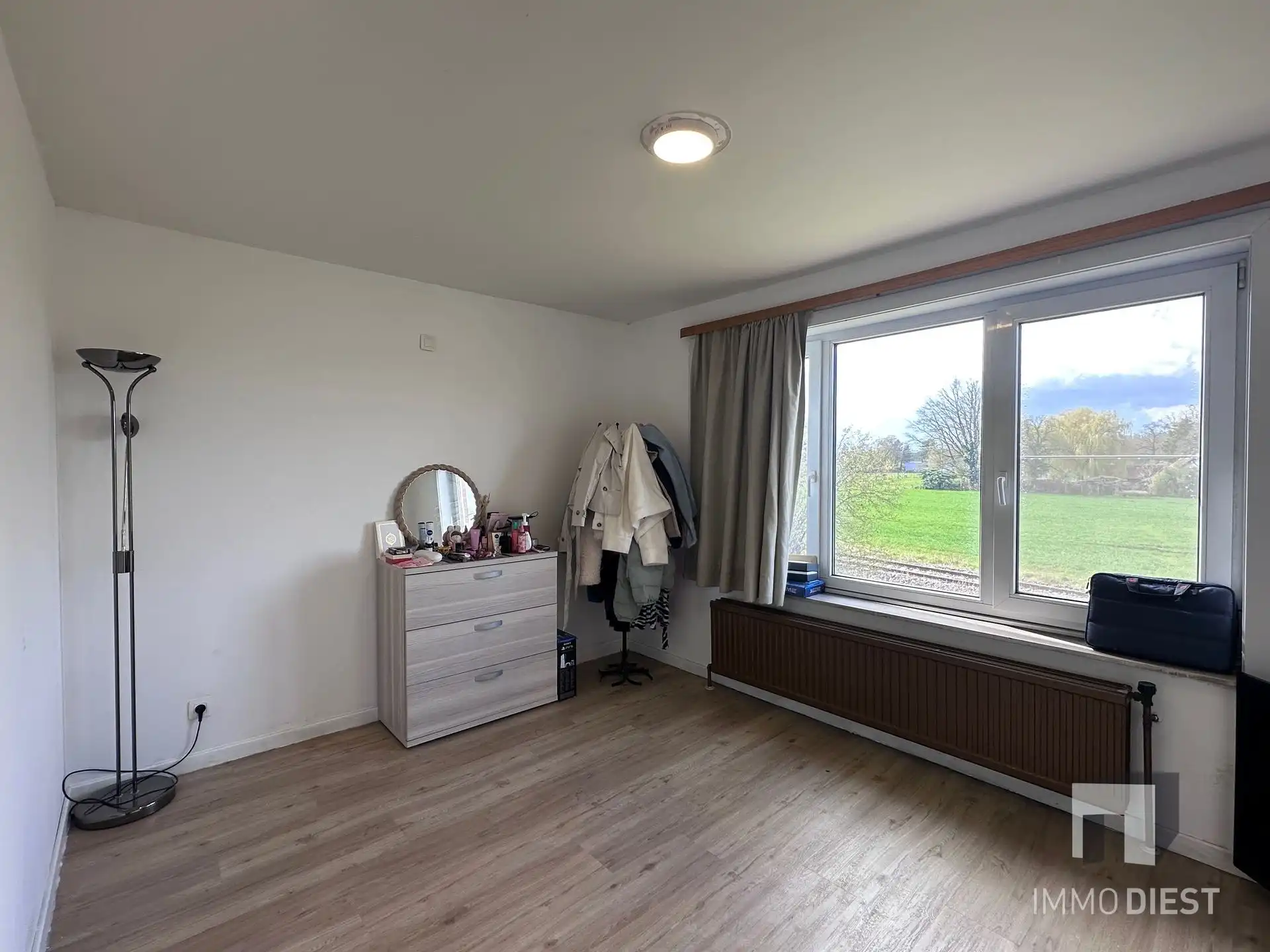 Woning met 3 slaapkamers, garage en zonnepanelen foto 12