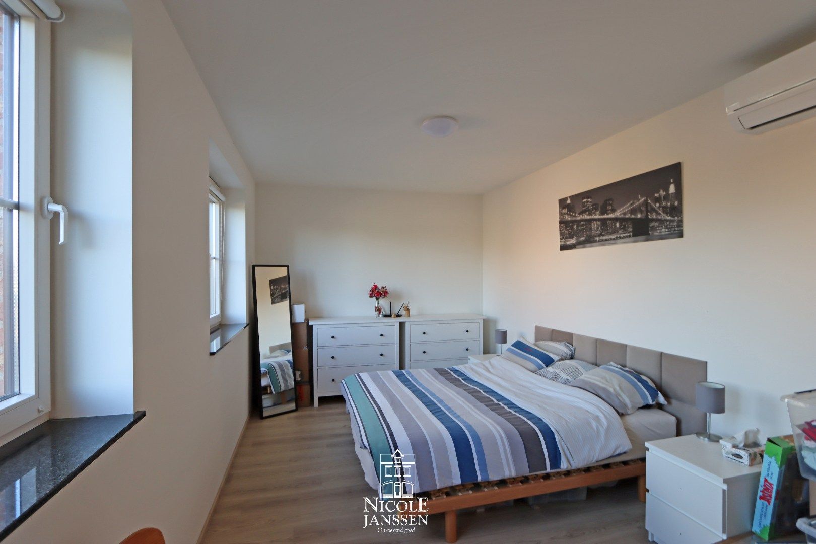 Nieuwbouwwoning met drie slaapkamers, tuintje en carport op een aangename en rustige locatie in Kessenich foto 11