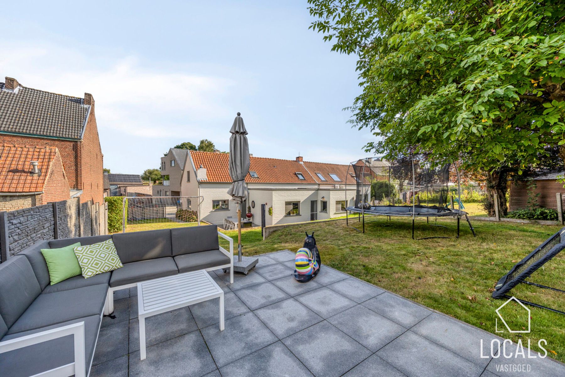 Instapklare halfopen bebouwing met tuin te Okegem foto 30