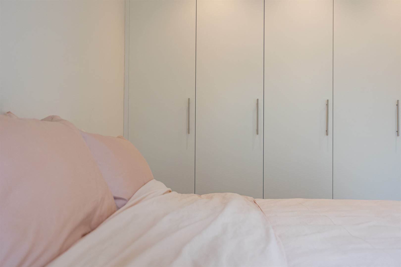 Gerenoveerd appartement met gezellig terras en één slaapkamer foto 11