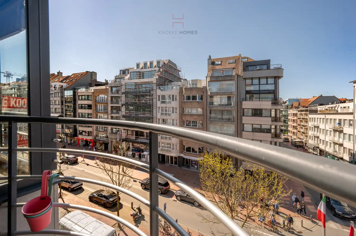 Recent en ruim tweekamerappartement met een mooie gevelbreedte, gelegen op de Lippenslaan foto 8