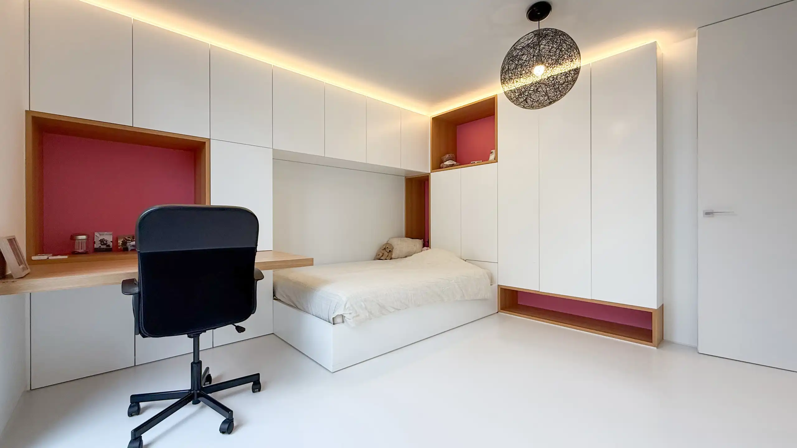 High-end instapklare woning met 4slpk, zwembad + terras! foto 19