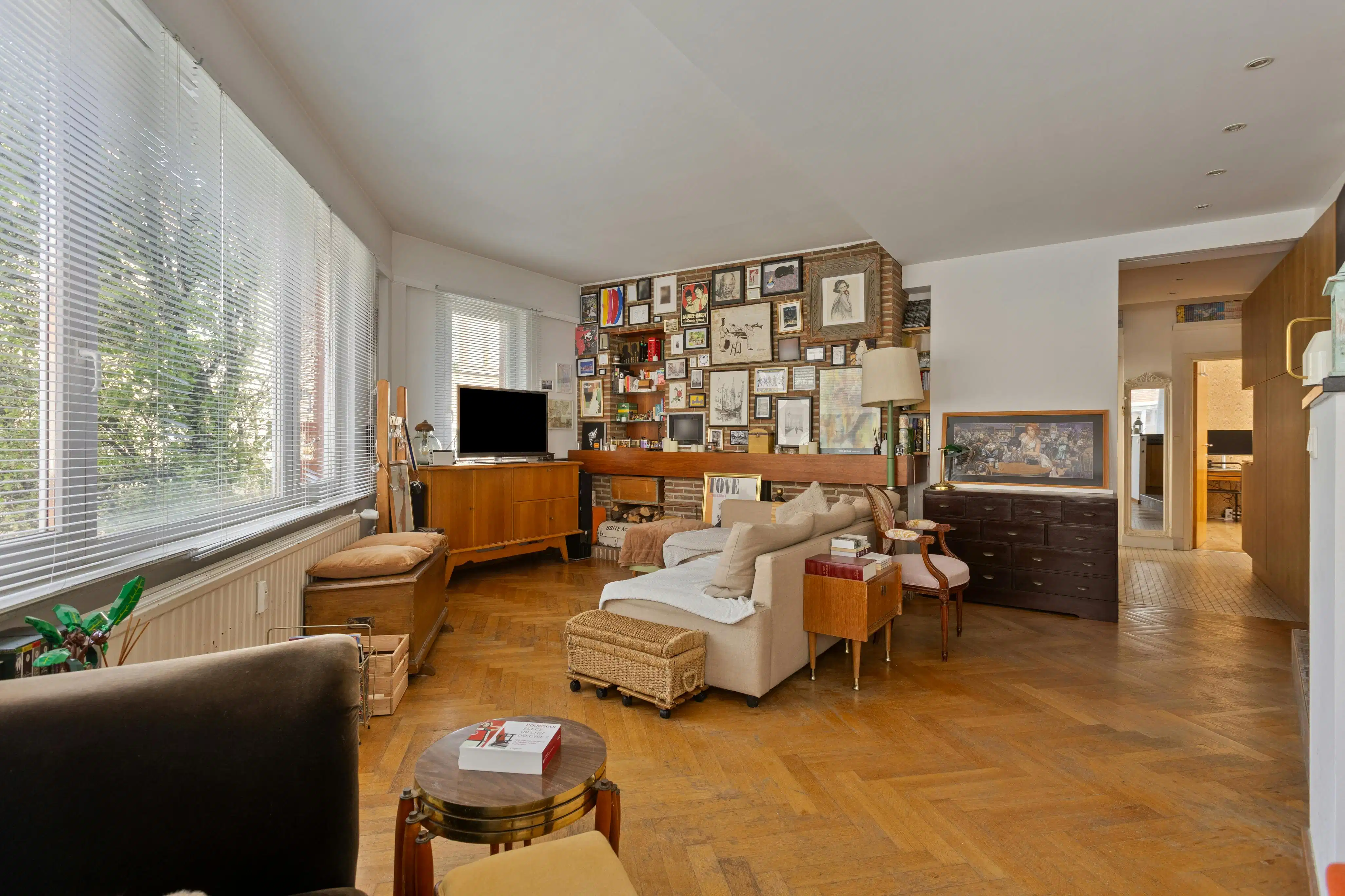 Gerenoveerd 3-slaapkamer appartement met terras Elsene foto 8