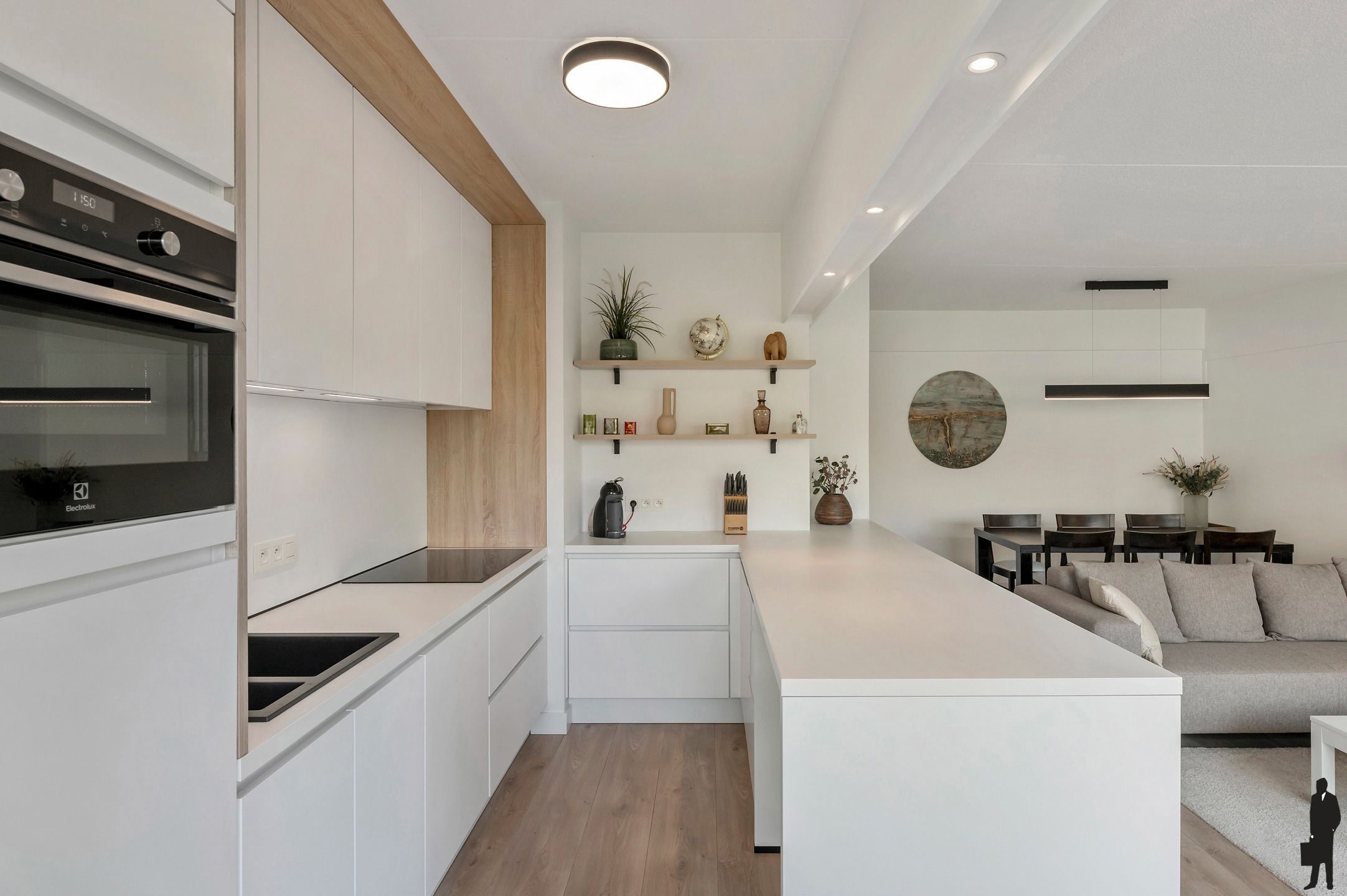 Gerenoveerd appartement met 2 slpk. in een rustig woonpark foto 3
