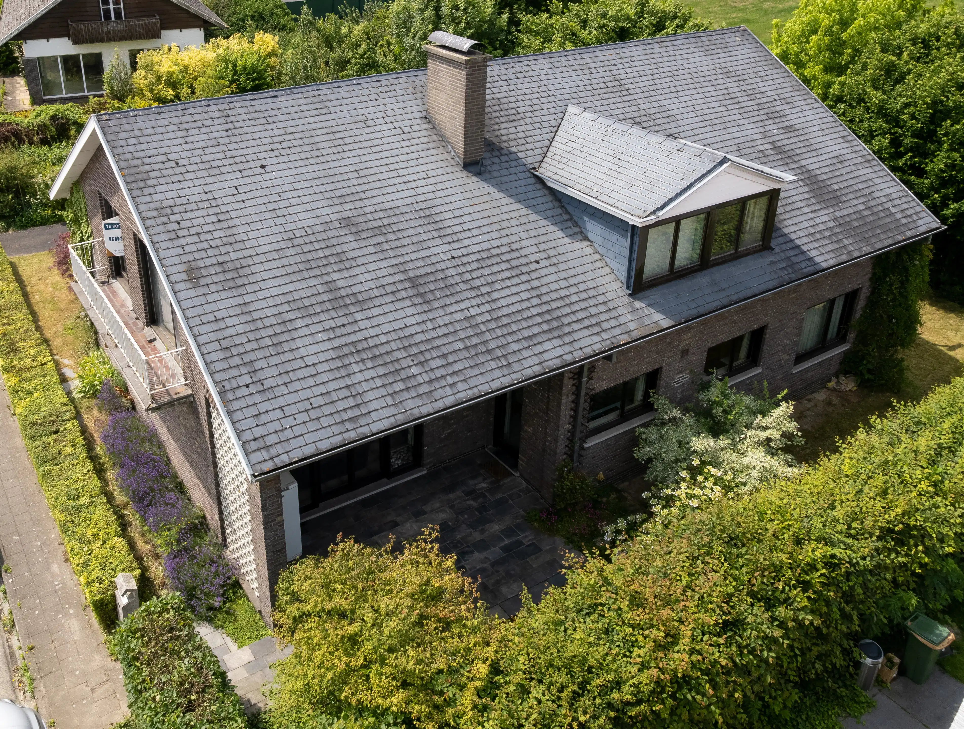 Uitstekend gelegen ruime woning foto 2