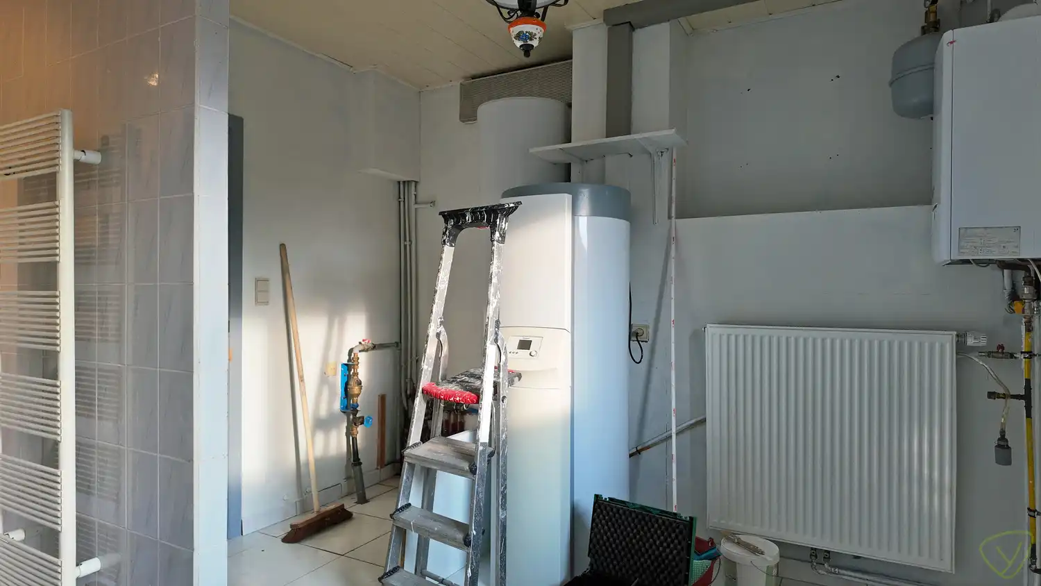 Ruime alleenstaande woning in fermettestijl op landelijke ligging te Zomergem! foto 18