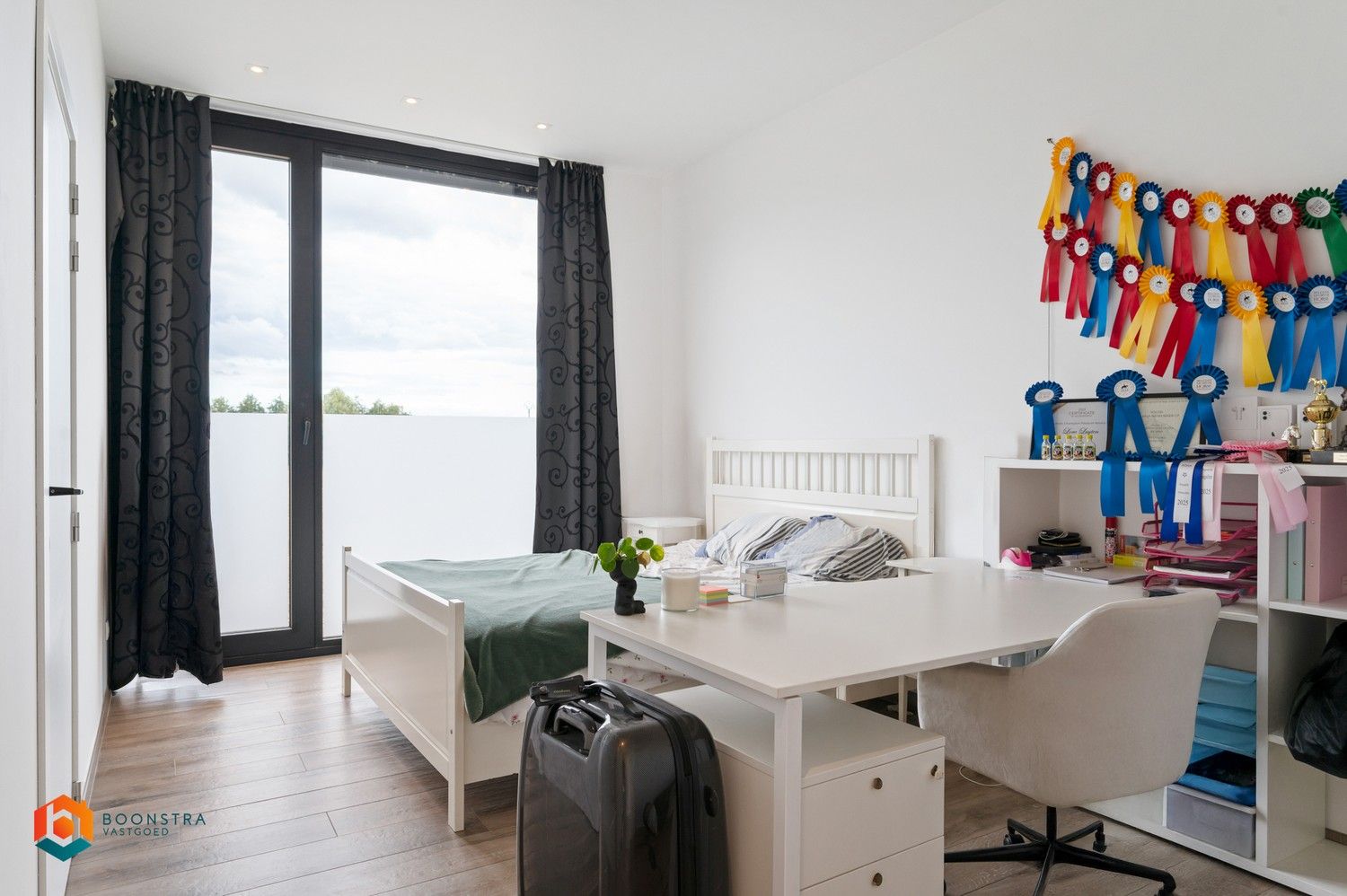 Exclusieve moderne villa met handelsruimte te Schriek foto 22