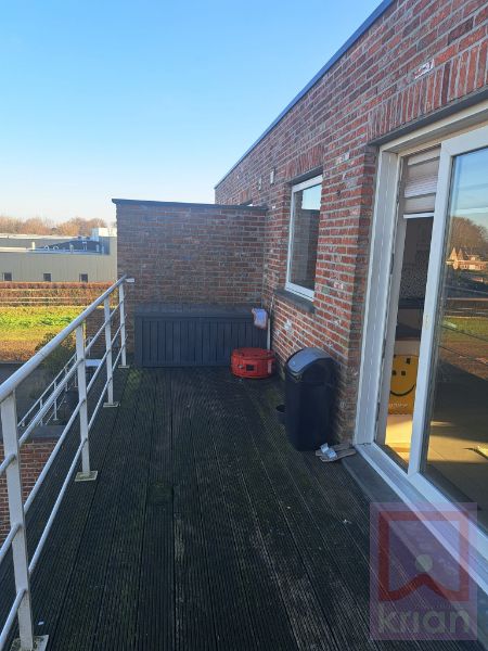 PRACHTIGE RECENTE DUPLEX 3 SLPK MET GARAGE foto 18