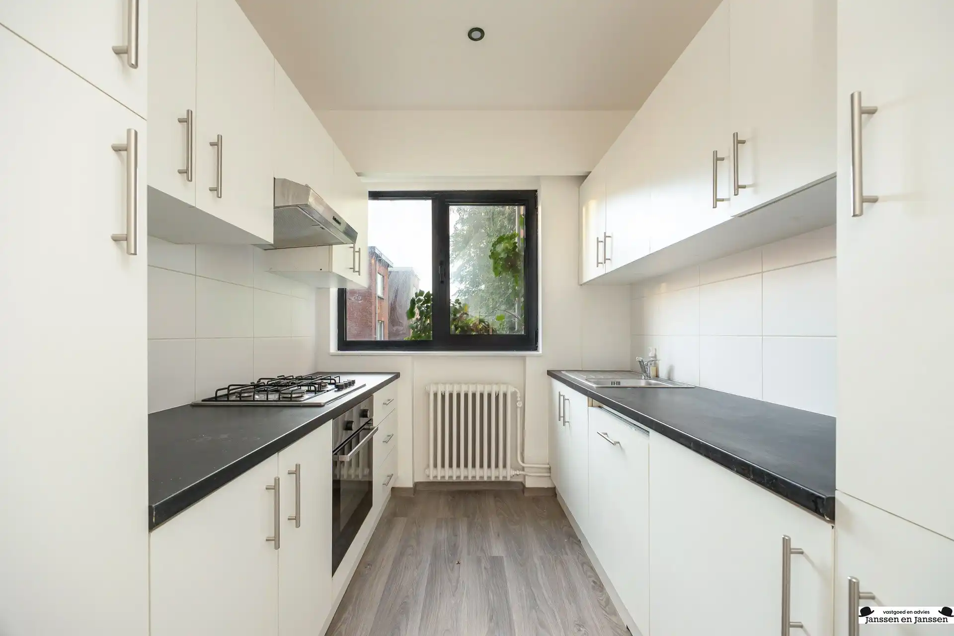 Lichtrijk appartement met 2 slaapkamers en terras foto 5
