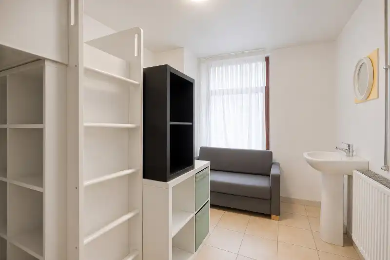 Vergund studentenhuis met 5 studentenkamers op toplocatie in Gent foto 6