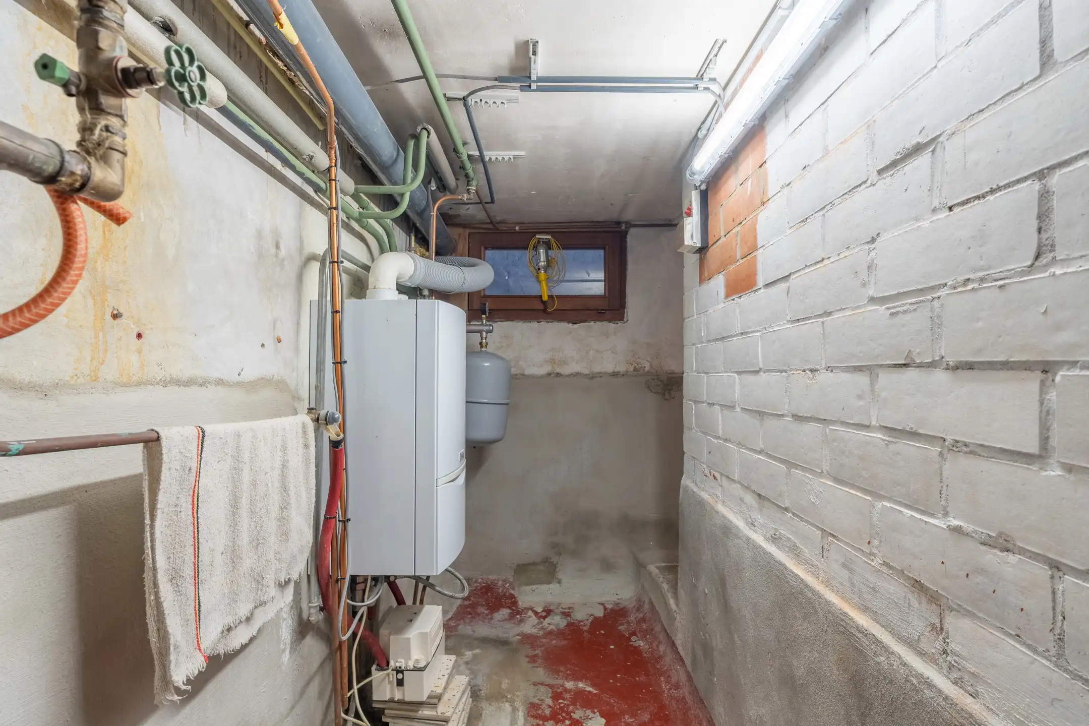 Gunstig gelegen woning met 3 slpks en garage op  505 m² foto 48