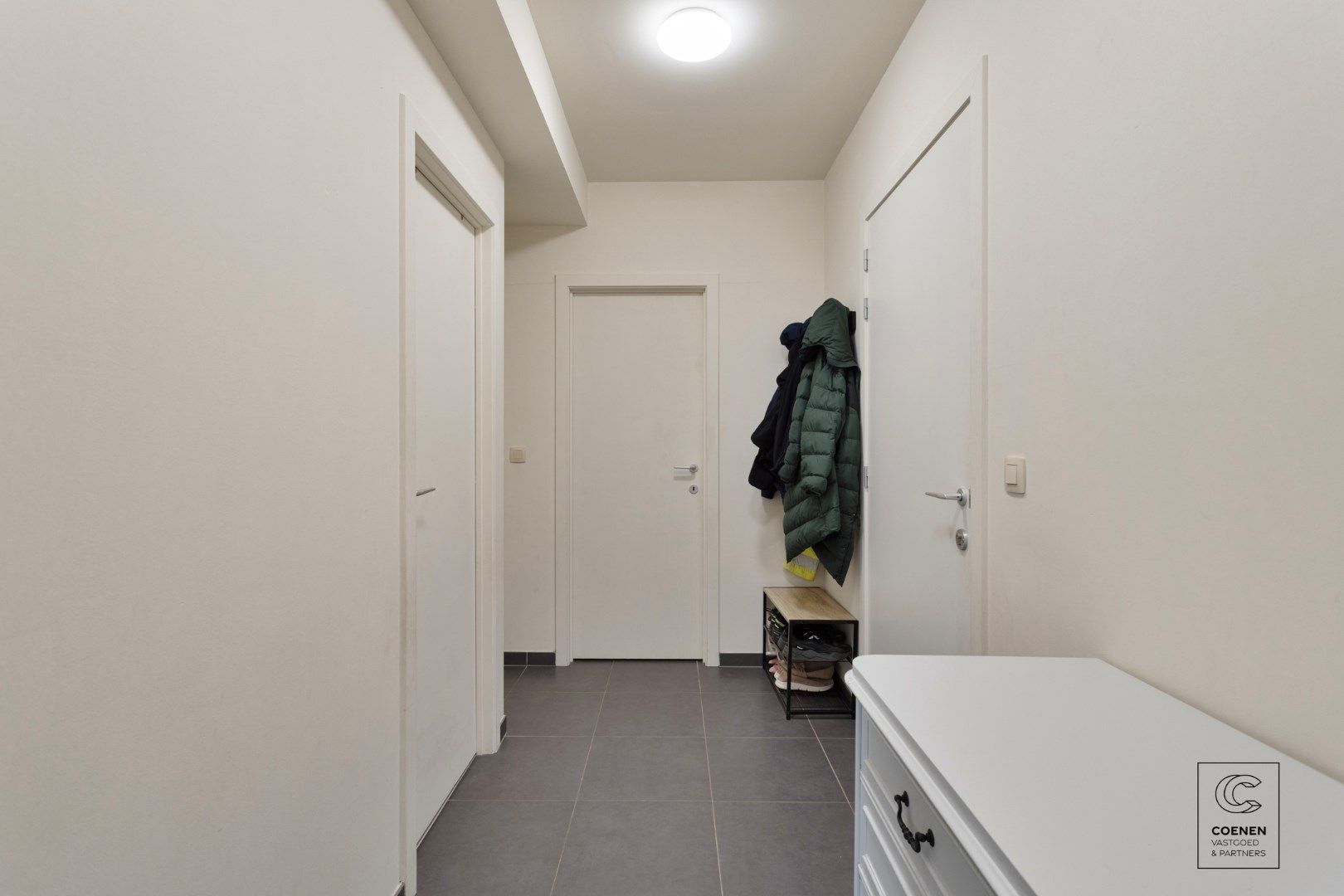 Ruim appartement van 75m² met 2 slaapkamers gelegen op een uiterst rustige locatie te Schoten! foto 8