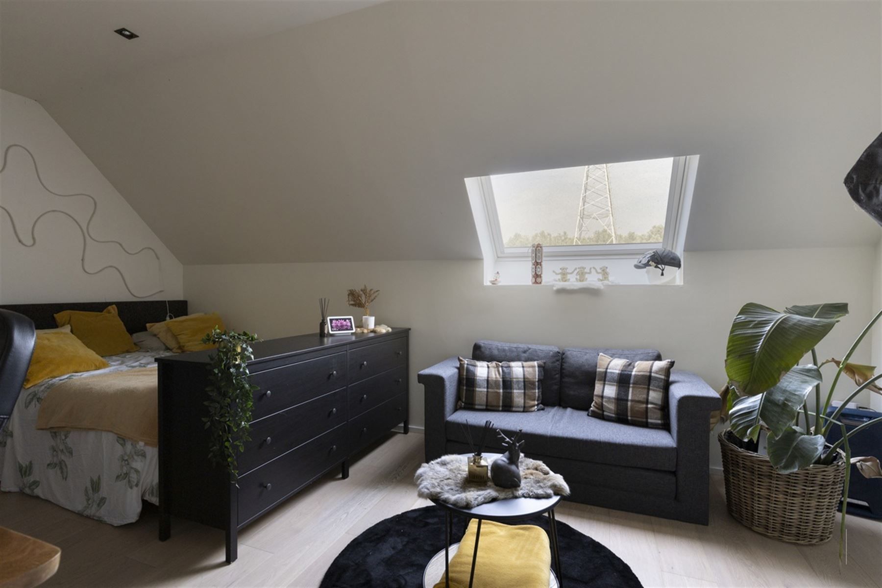 Zeer recente nieuwbouwwoning met garage en 4 slaapkamers foto 20