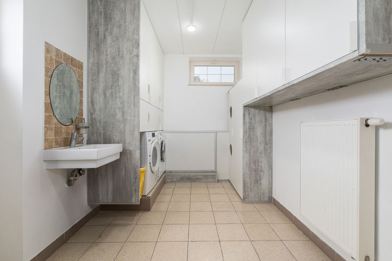 Ruime, instapklare villa nabij centrum Beitem – op slechts 10 min van Roeselare voorzien van  5 à 6 slpks. foto 8